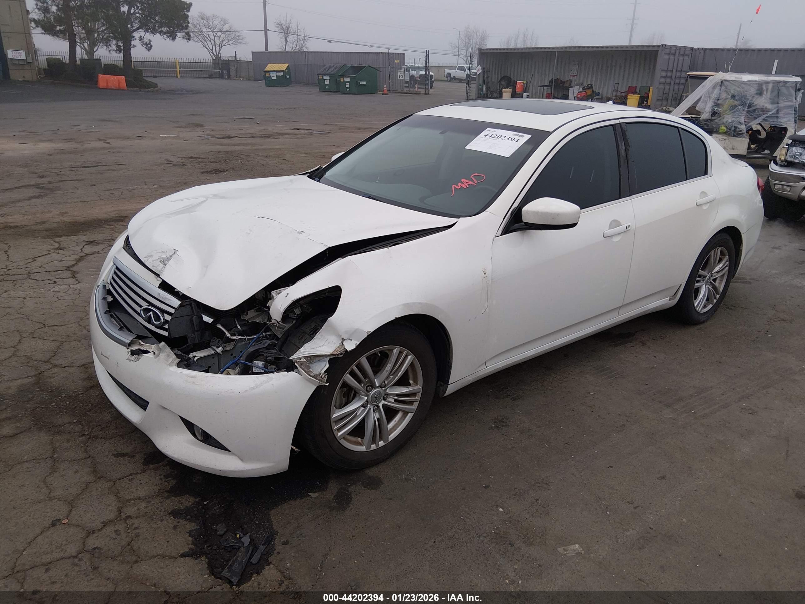 INFINITI G25 image 2