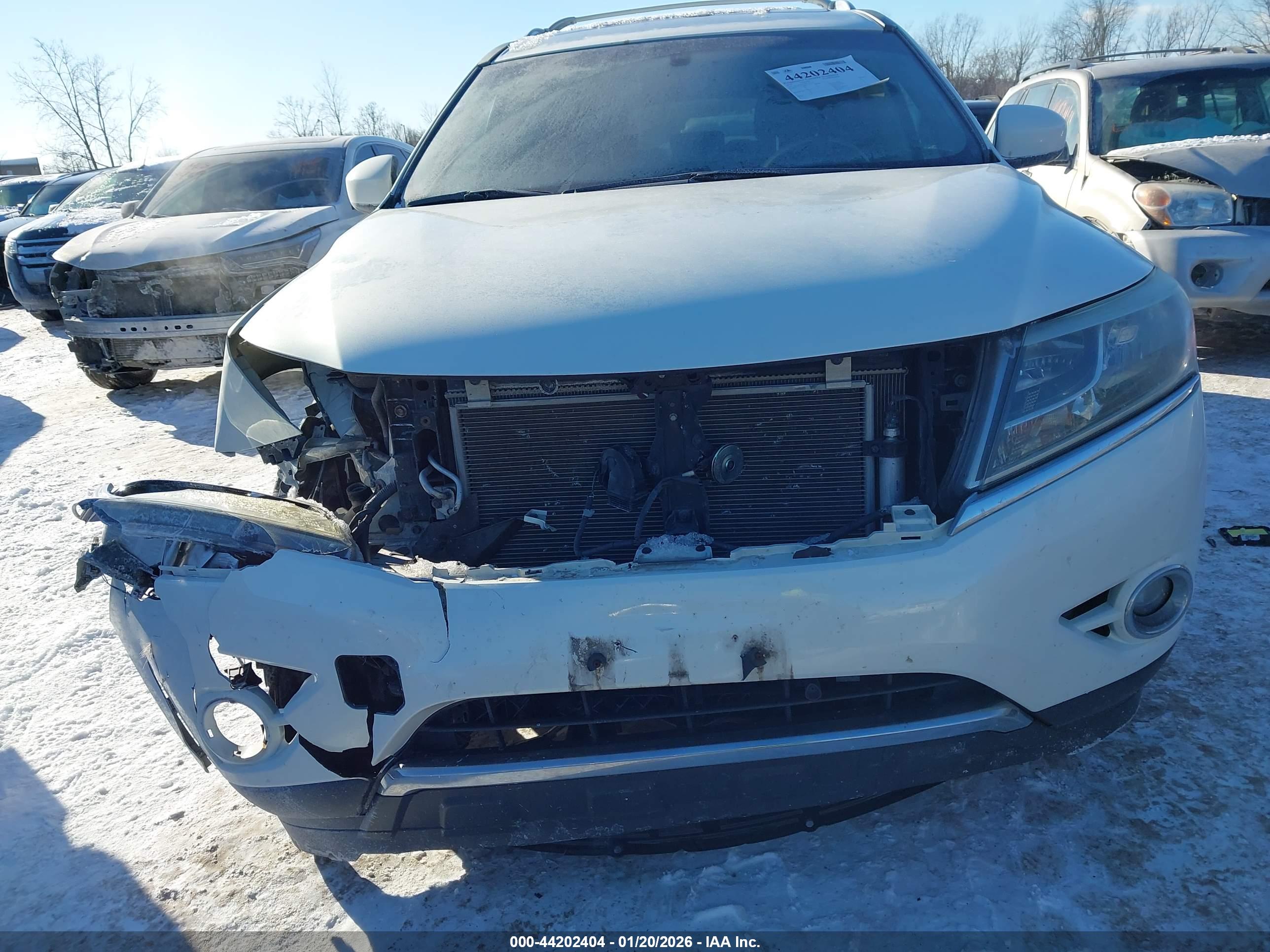 NISSAN PATHFINDER image 6