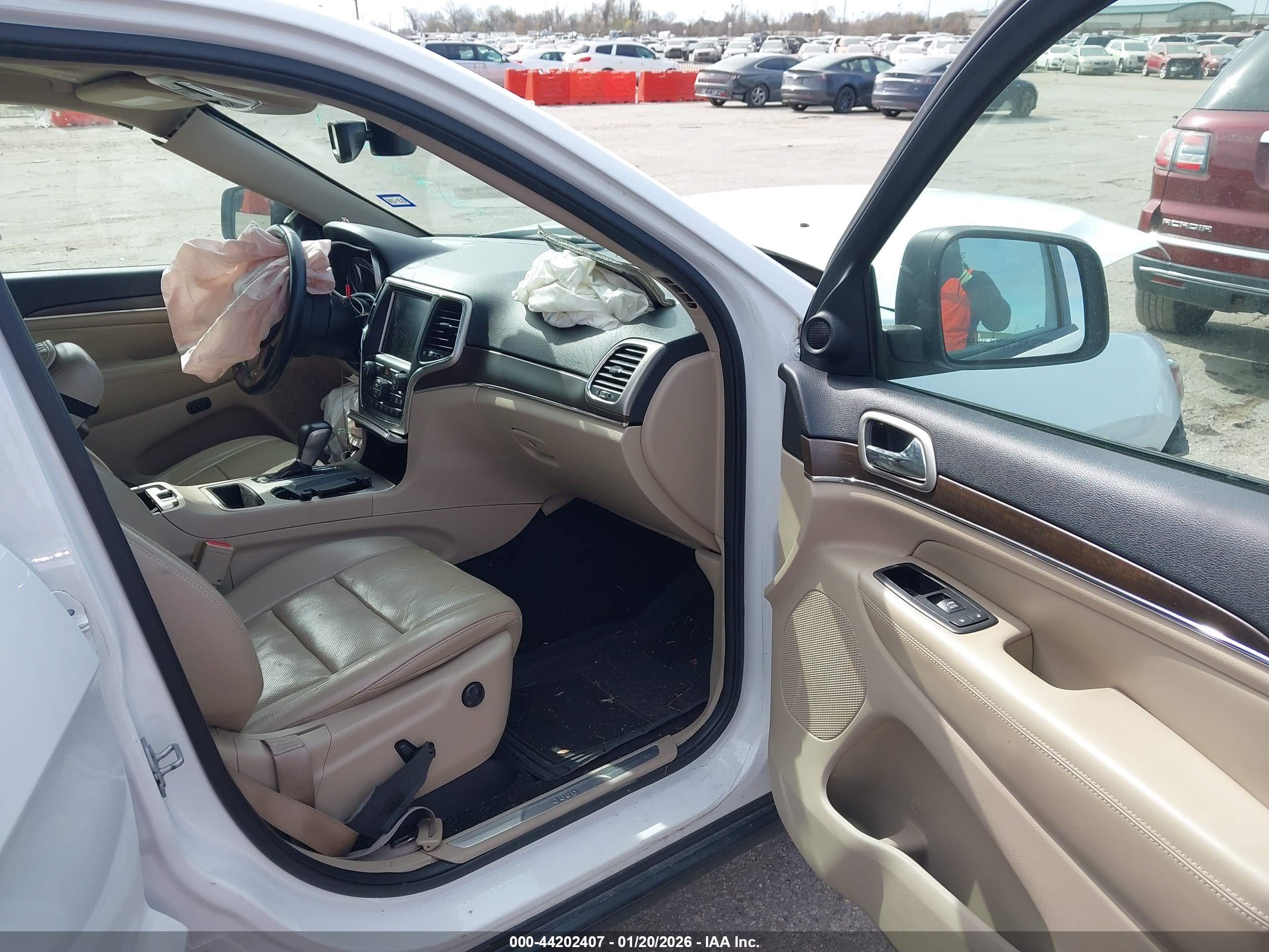 JEEP GRAND image 5