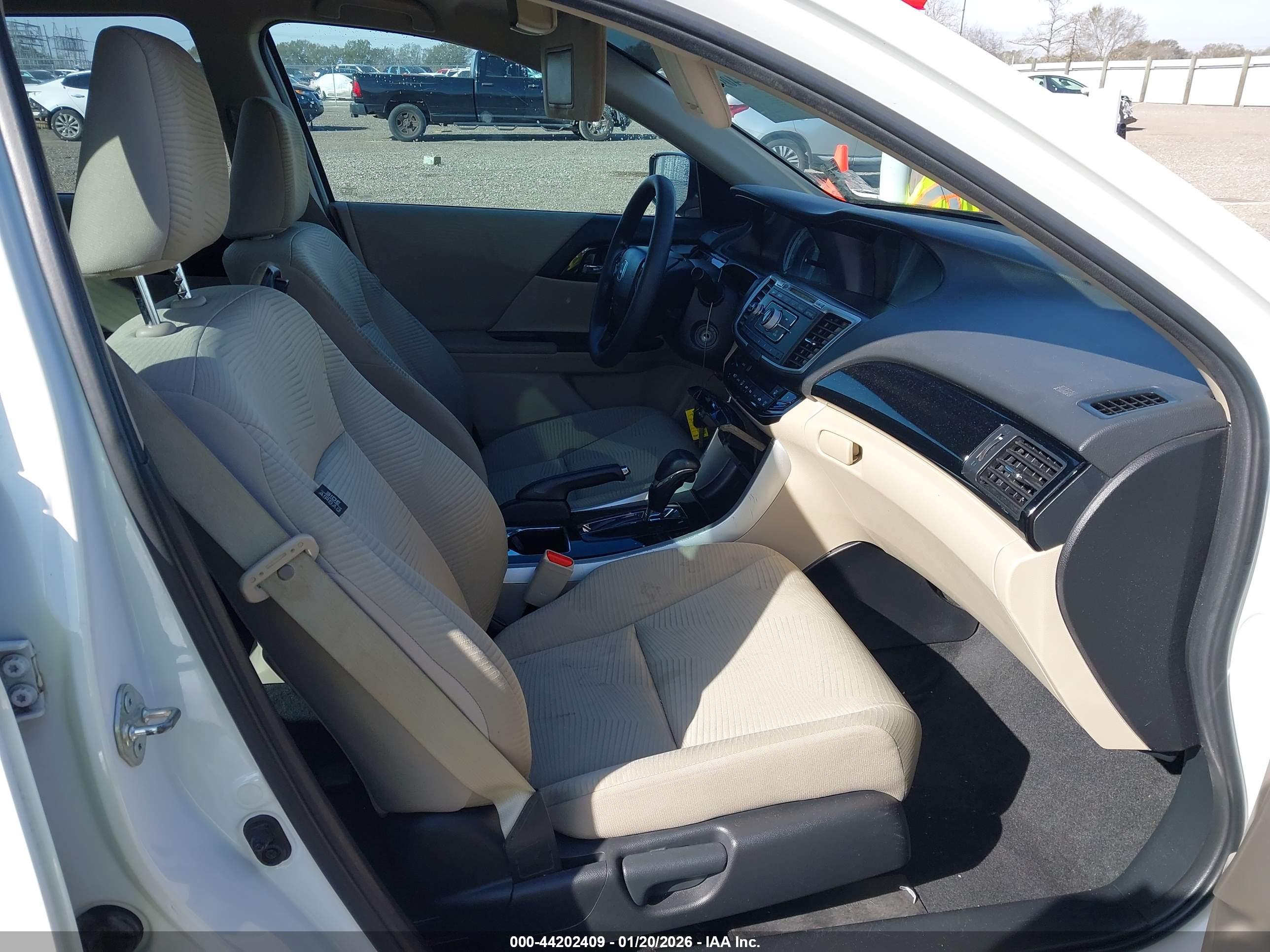 HONDA ACCORD image 5