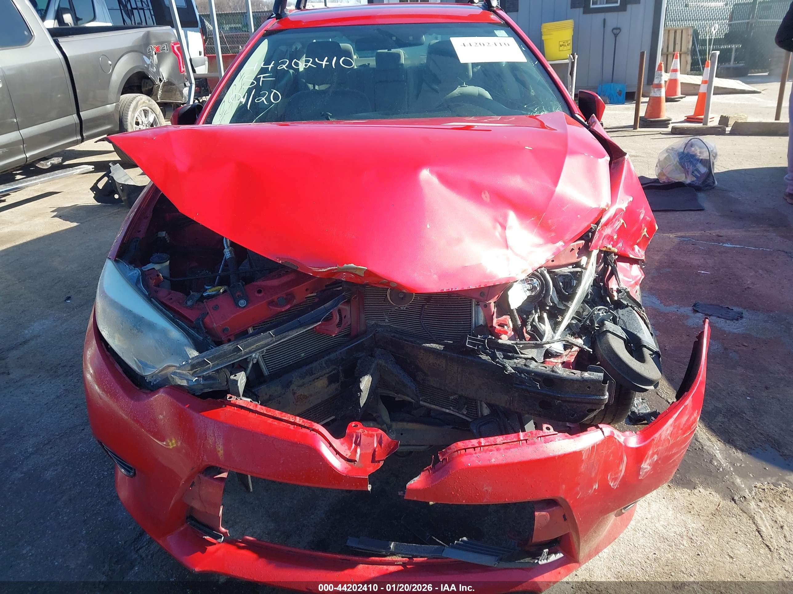 TOYOTA COROLLA image 6