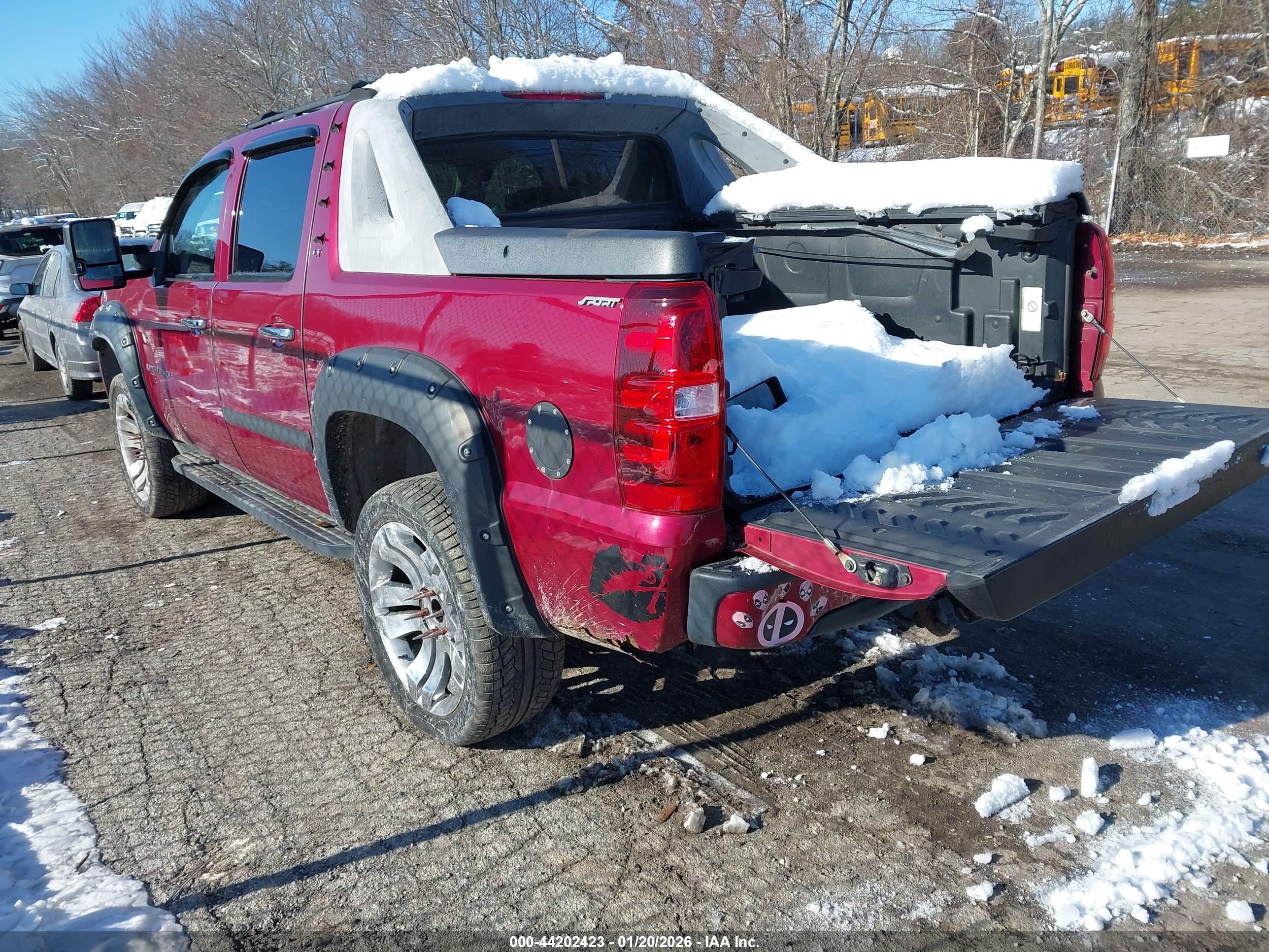 CHEVROLET AVALANCHE image 3