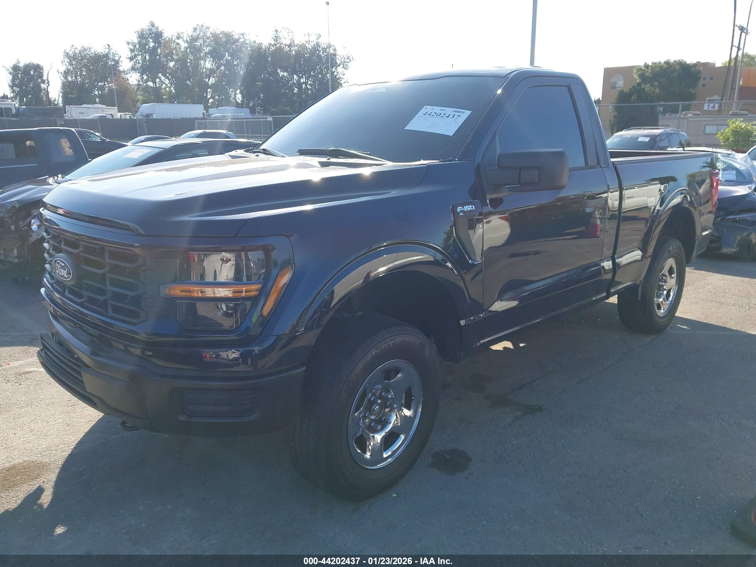 FORD F-150 image 2