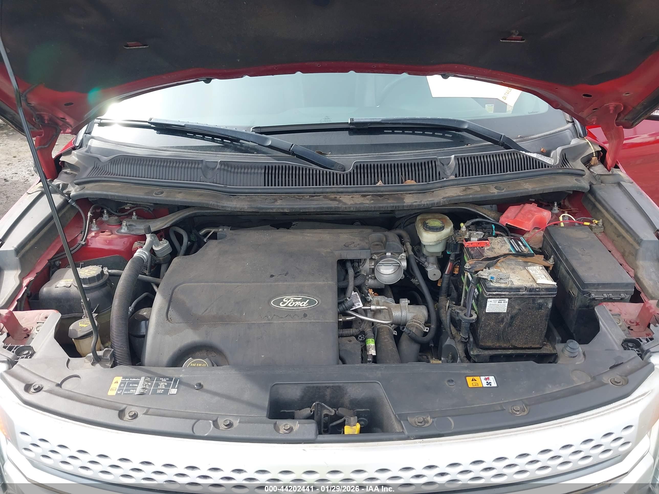 FORD EXPLORER image 10