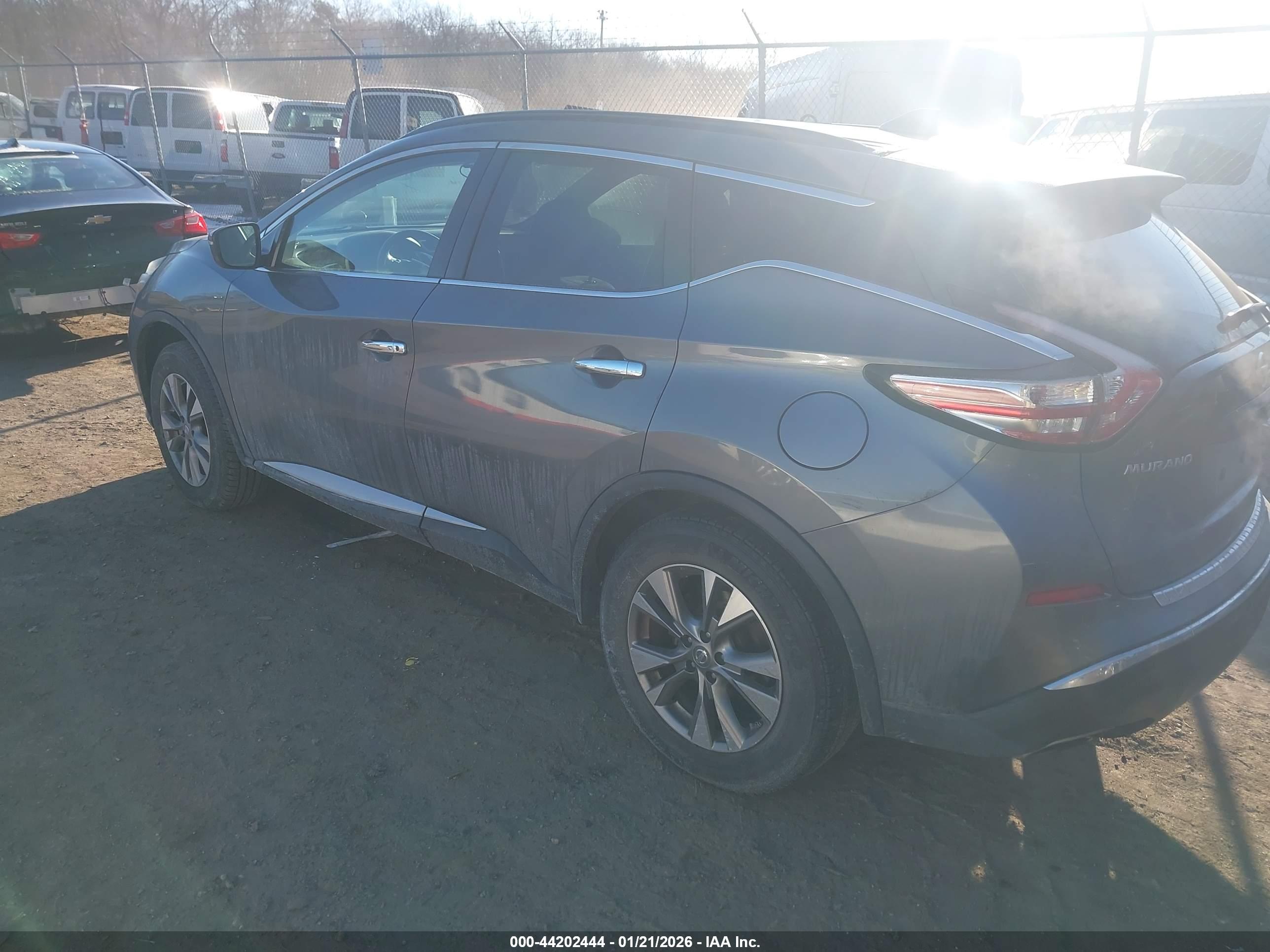 NISSAN MURANO image 3