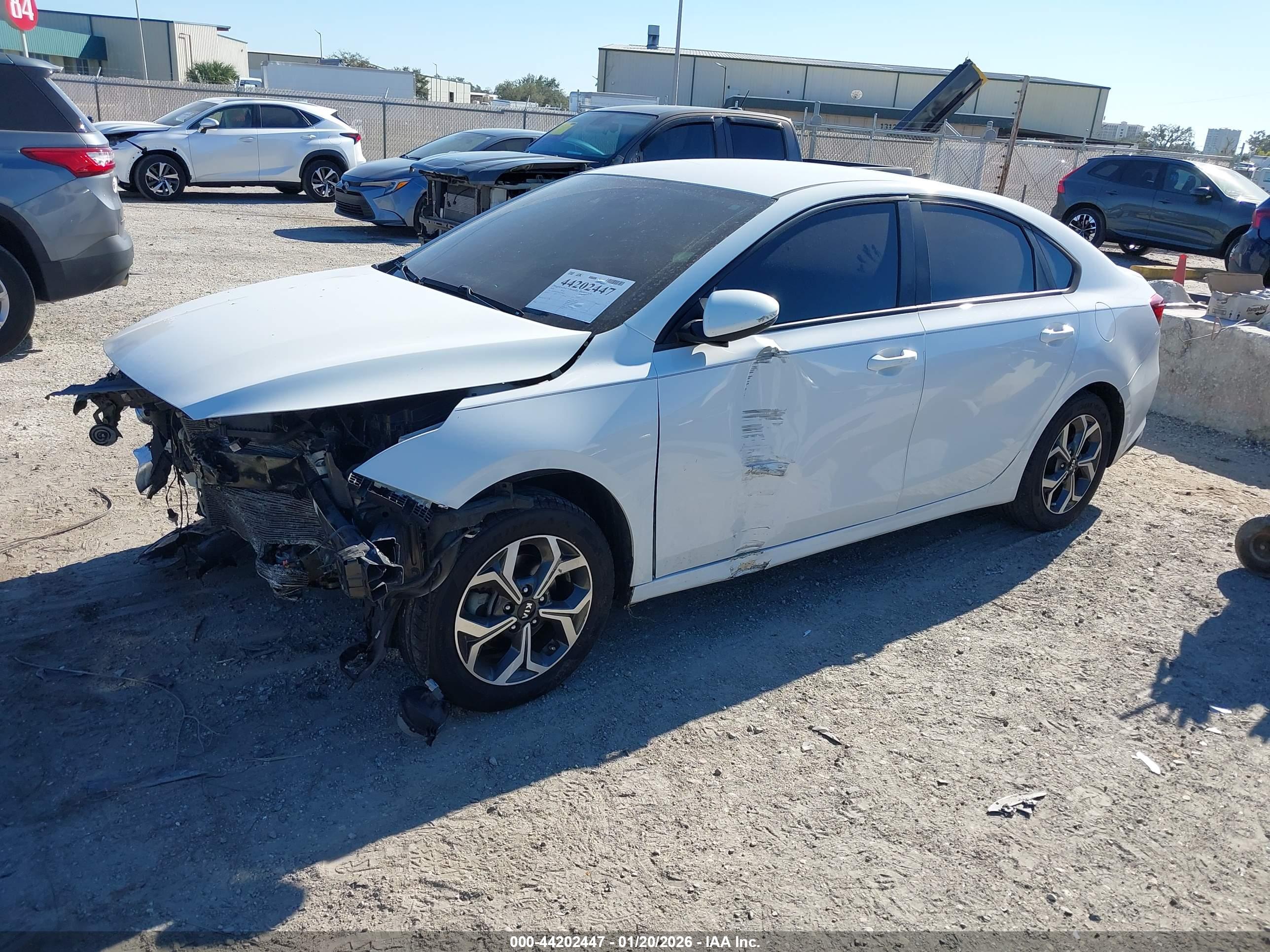 KIA FORTE image 2