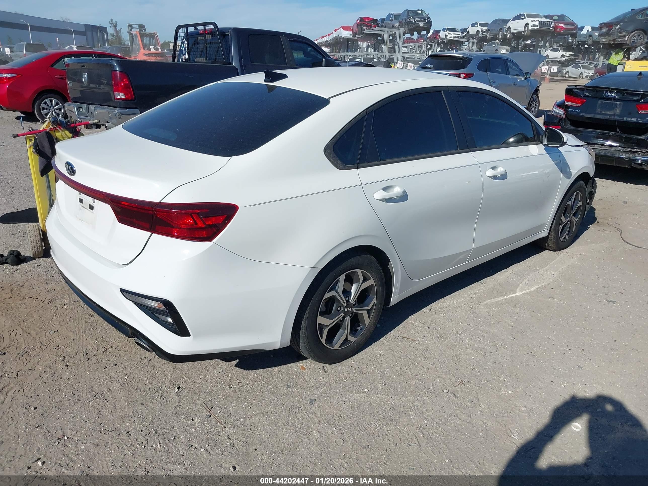 KIA FORTE image 4