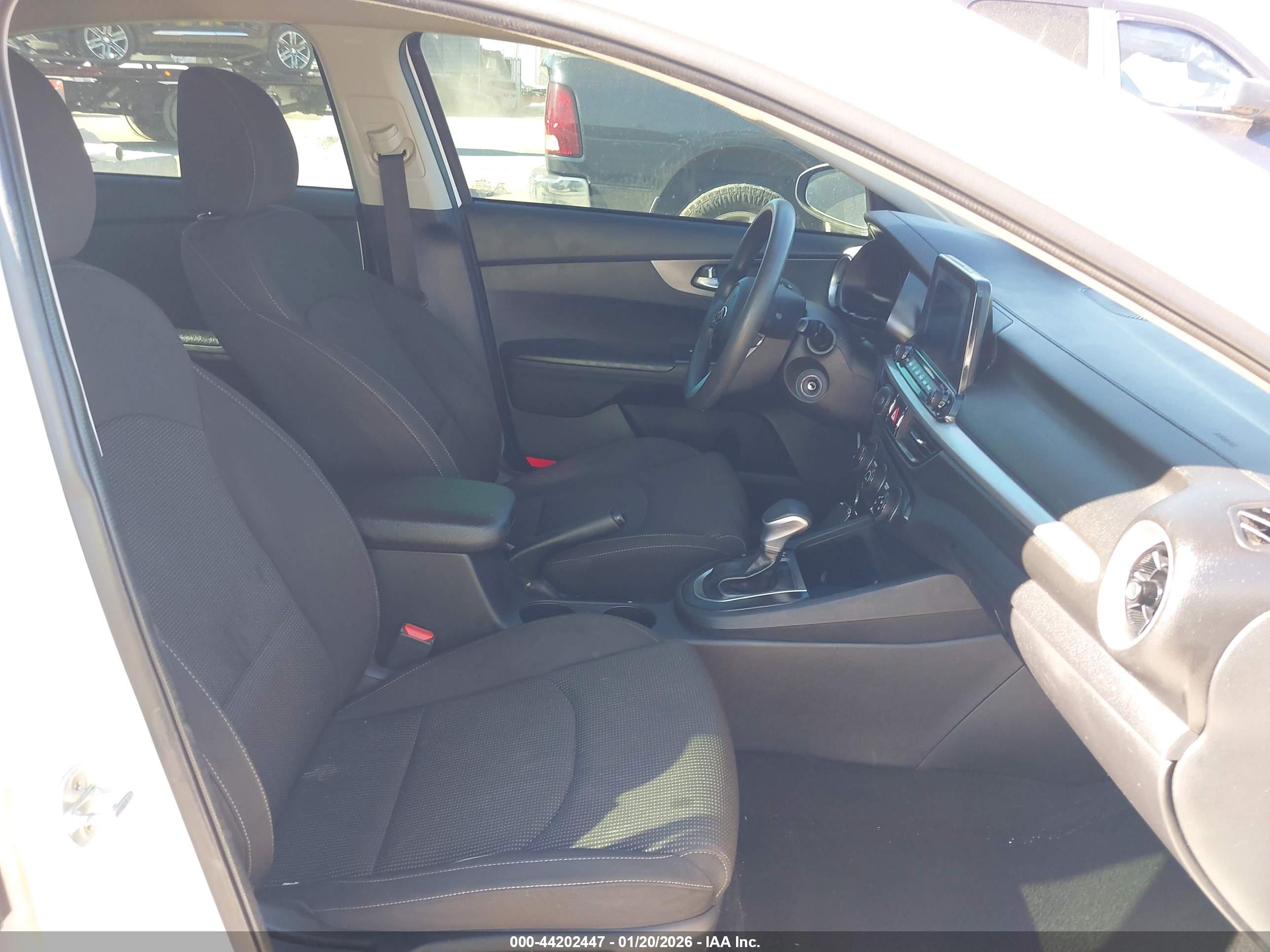 KIA FORTE image 5