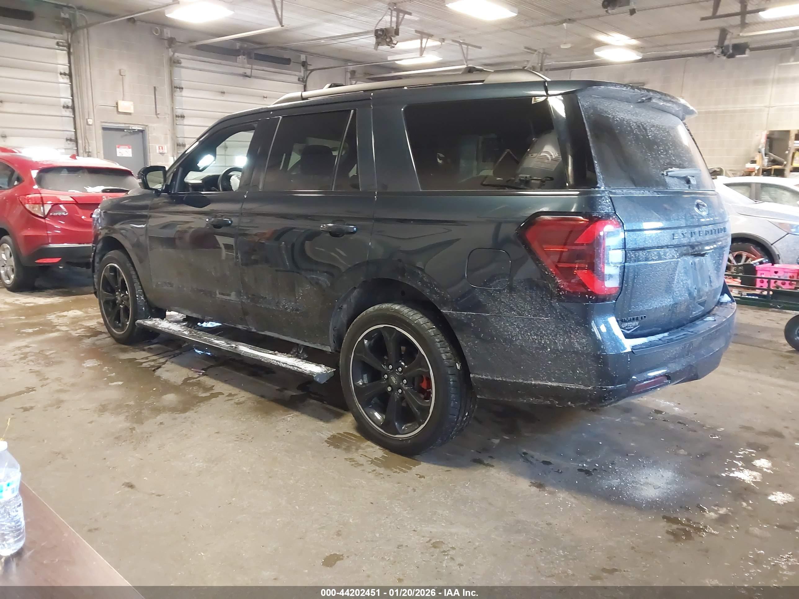 FORD EXPEDITION image 3