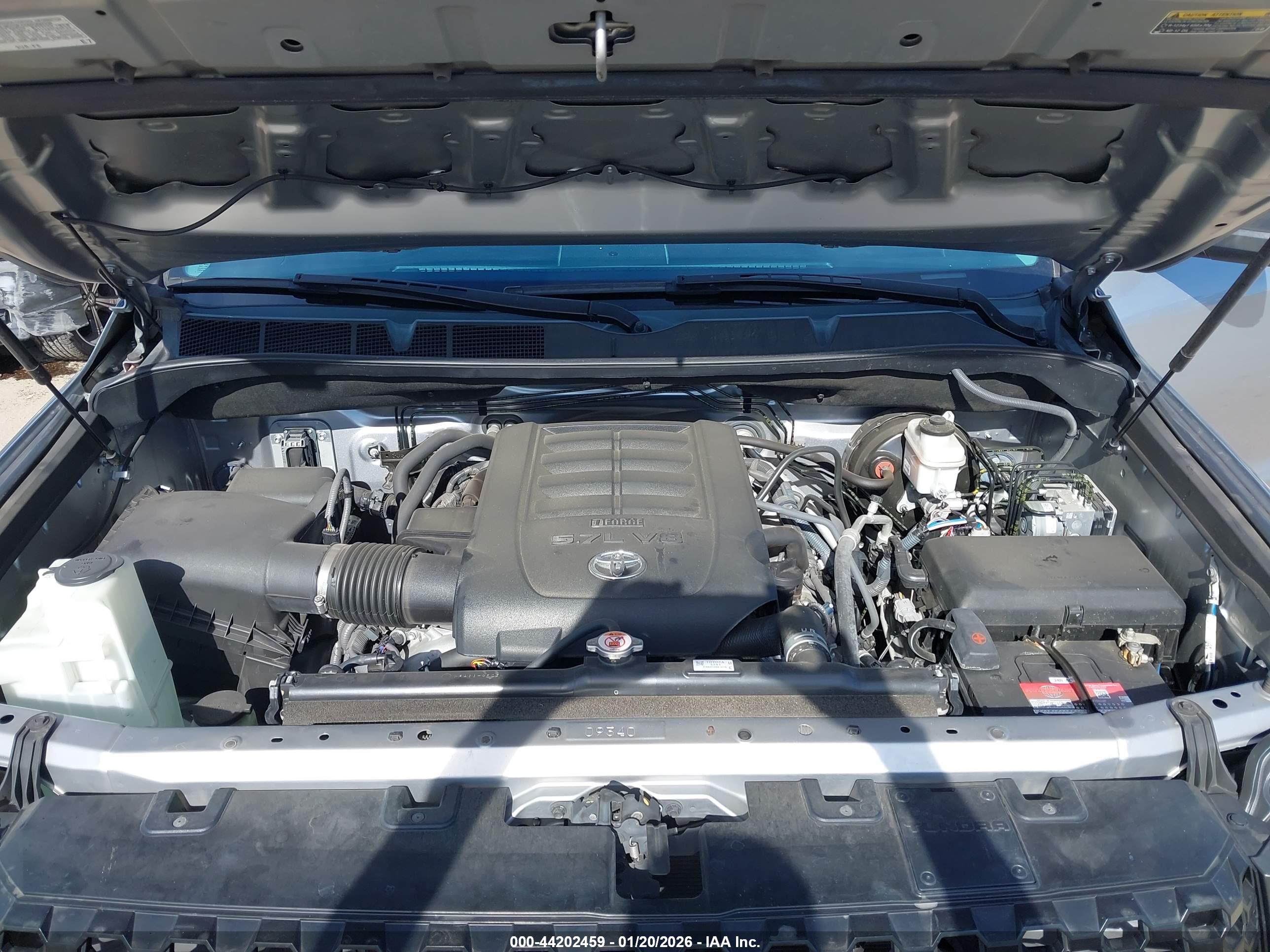 TOYOTA TUNDRA image 10