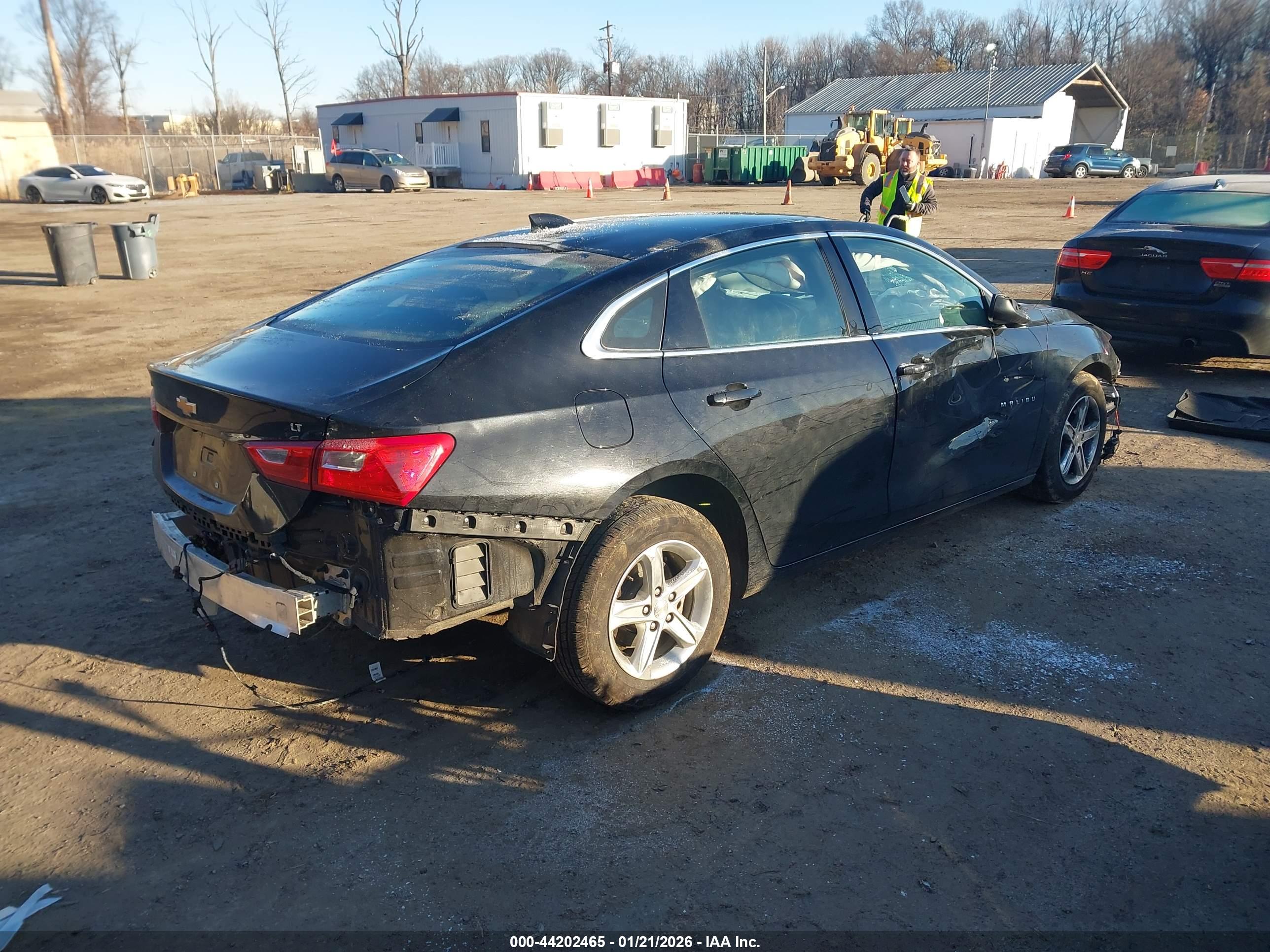 CHEVROLET MALIBU image 4