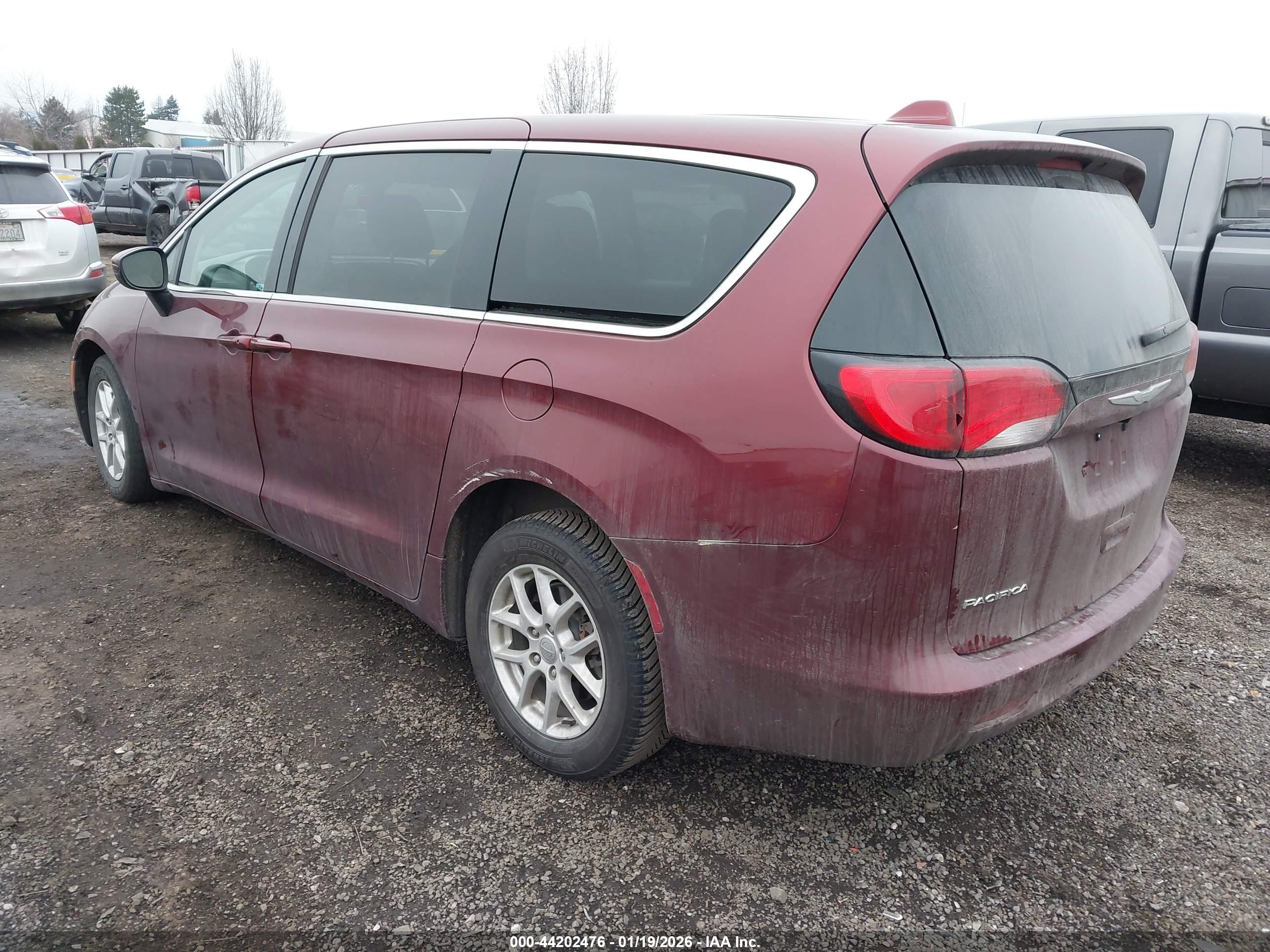 CHRYSLER PACIFICA image 3
