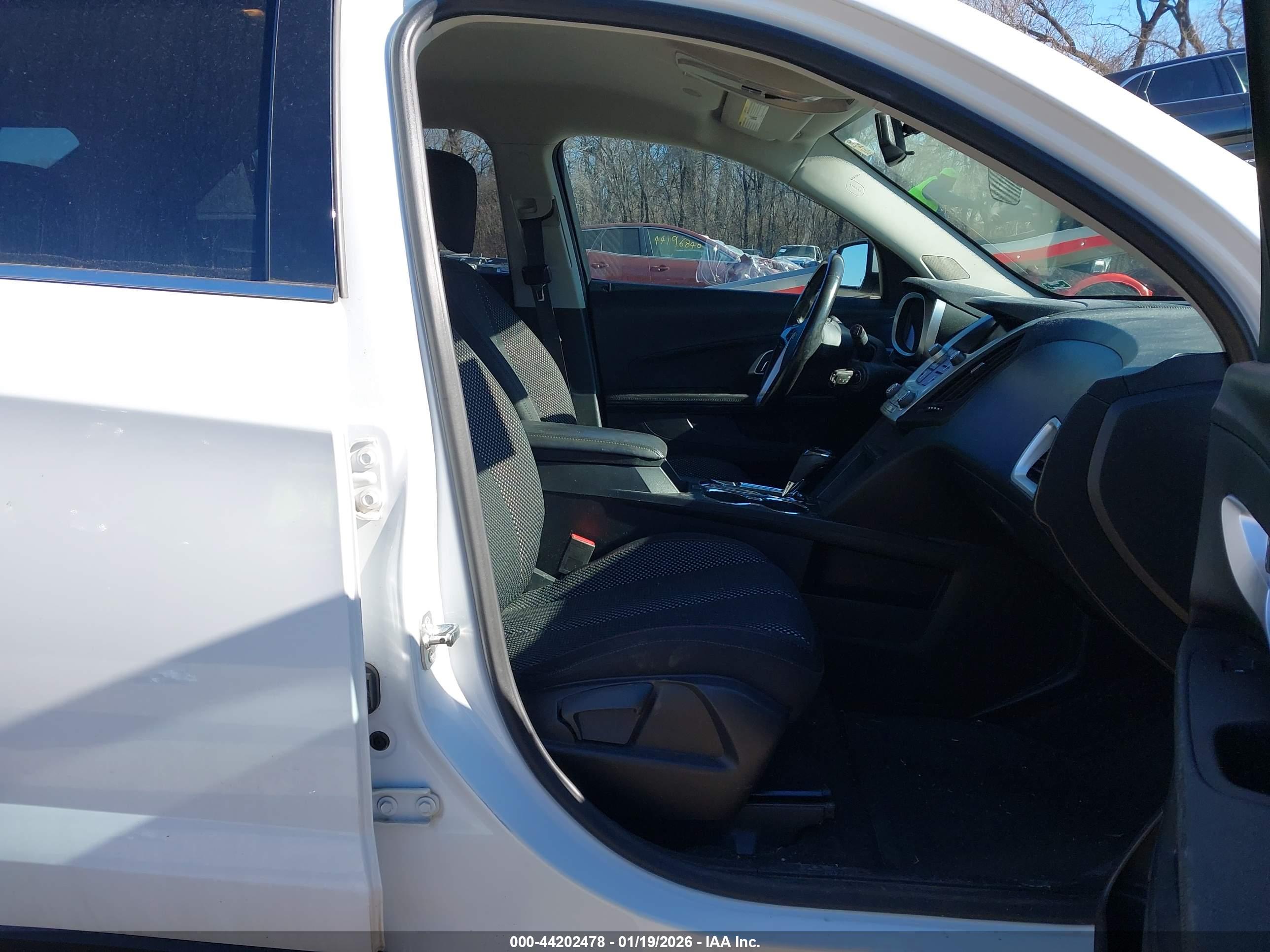 CHEVROLET EQUINOX image 5