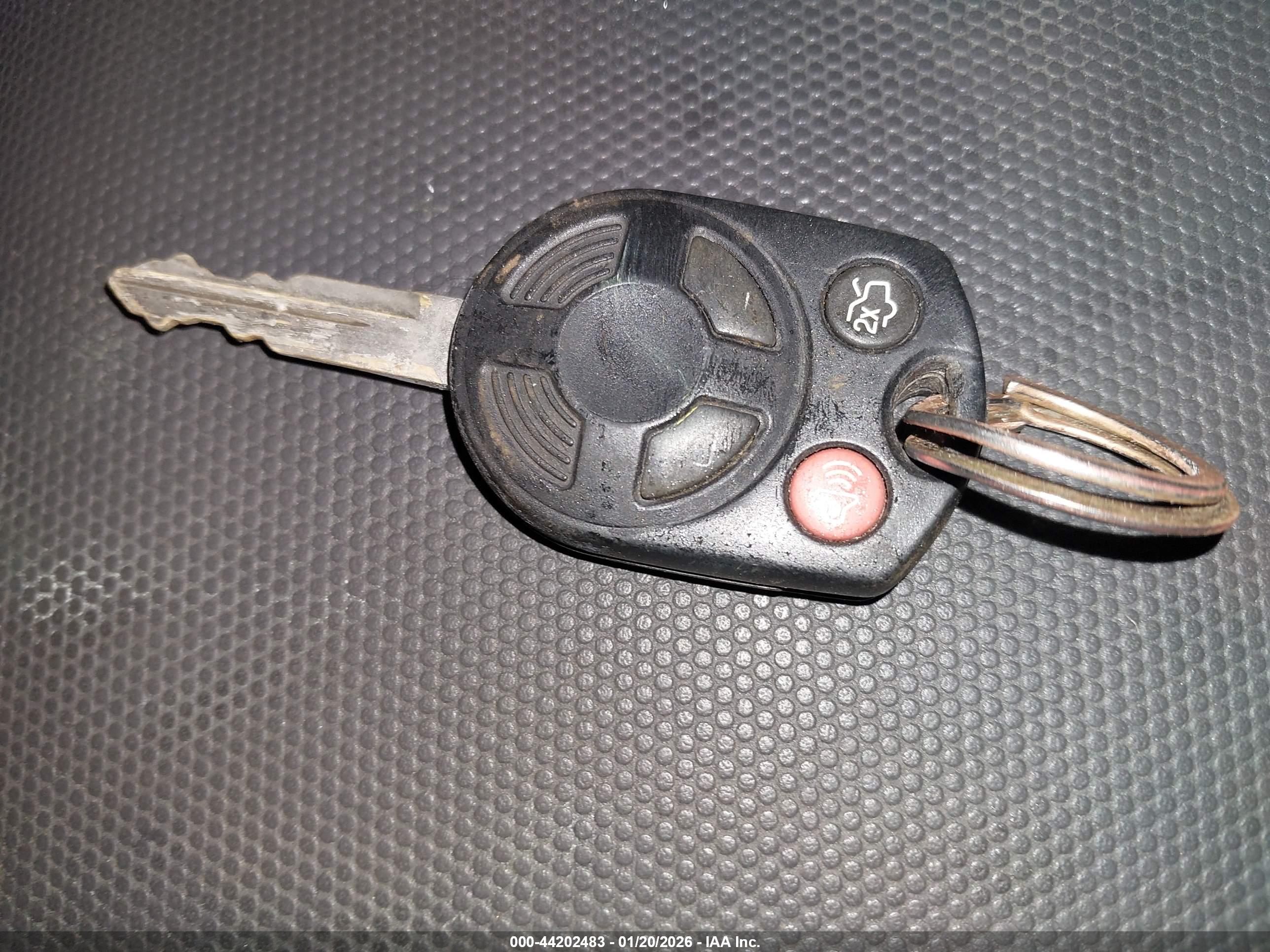 FORD ESCAPE image 11