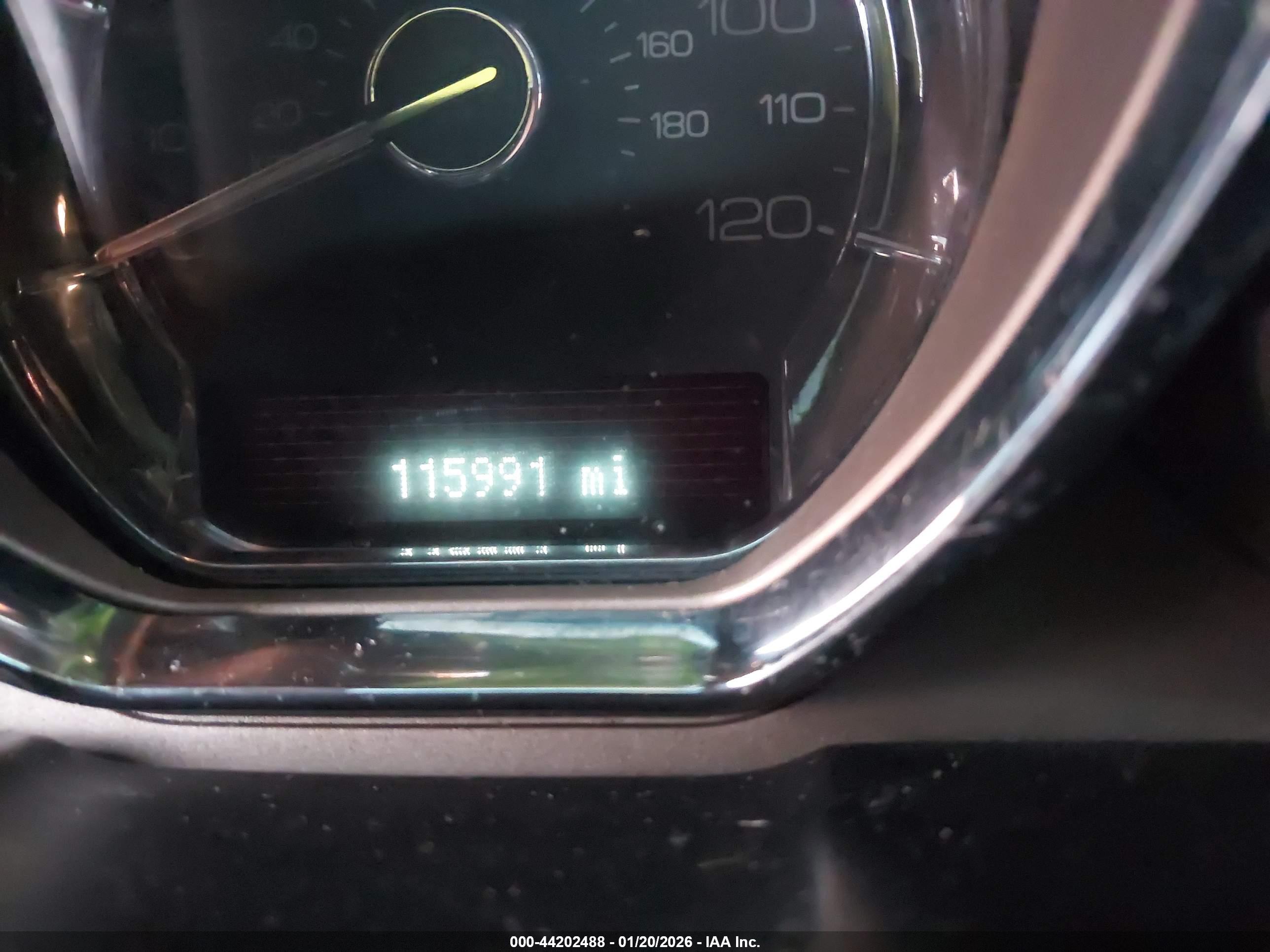 LINCOLN MKT image 7