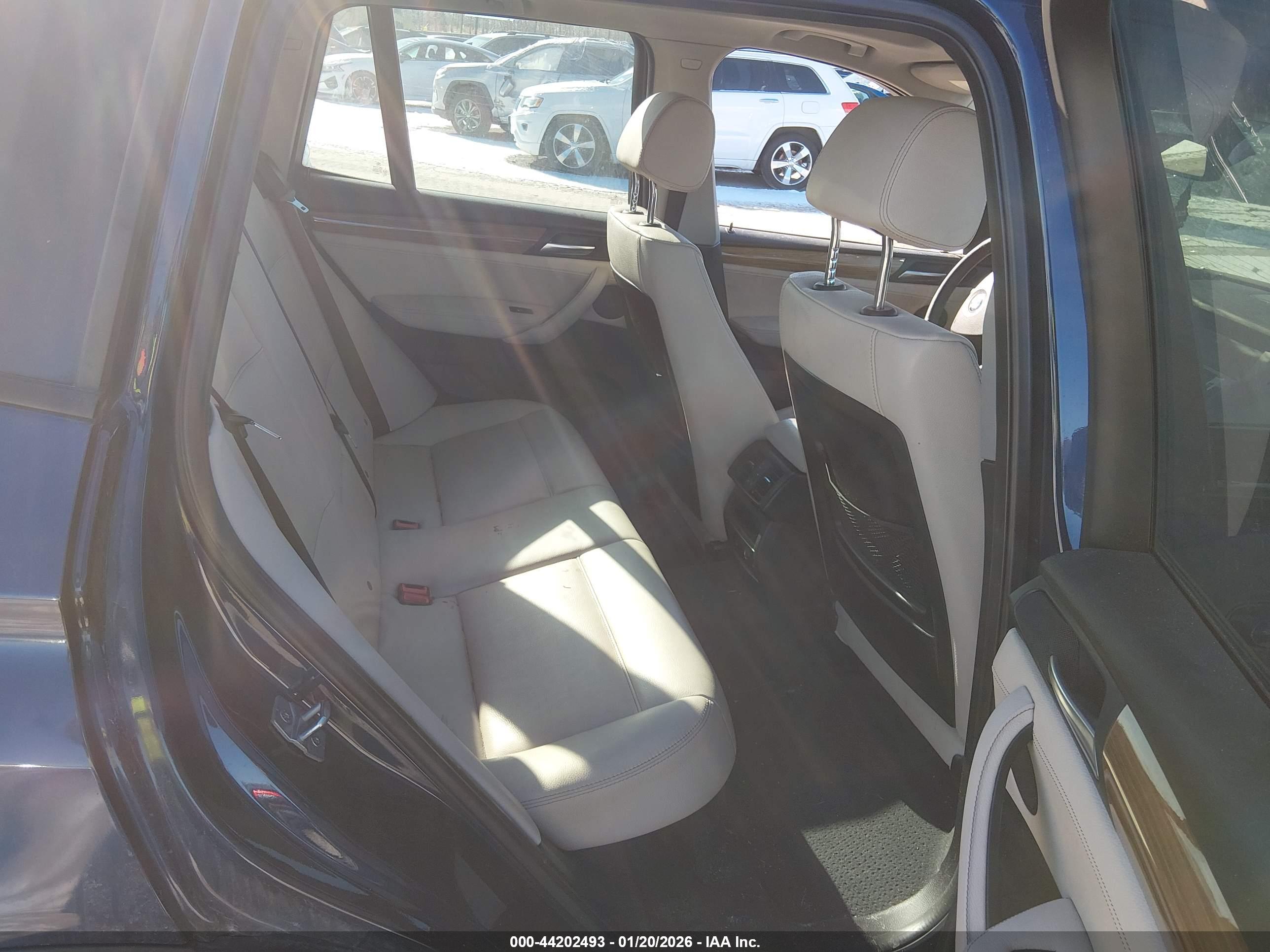 BMW X3 image 8
