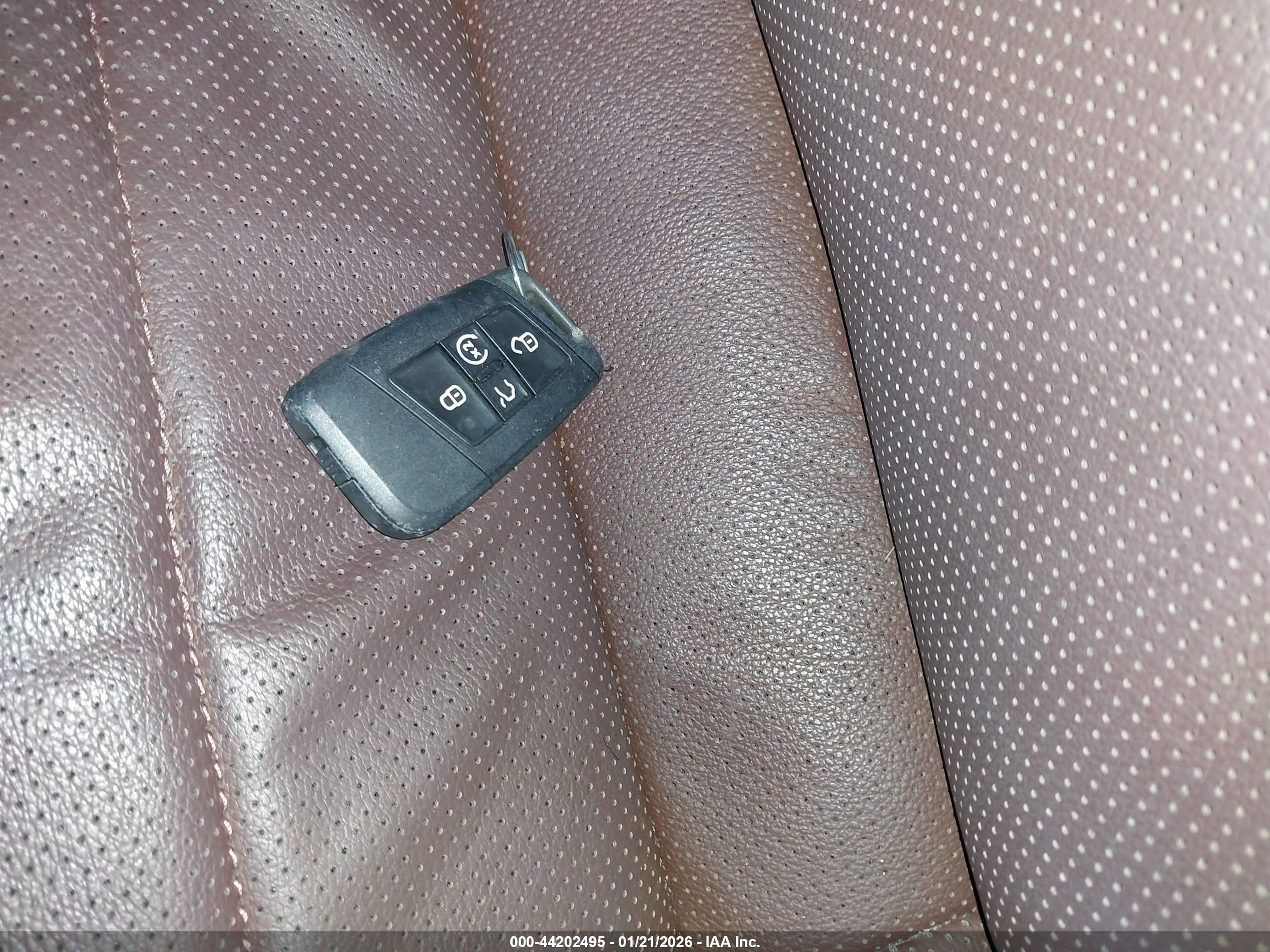 VOLKSWAGEN TIGUAN image 11