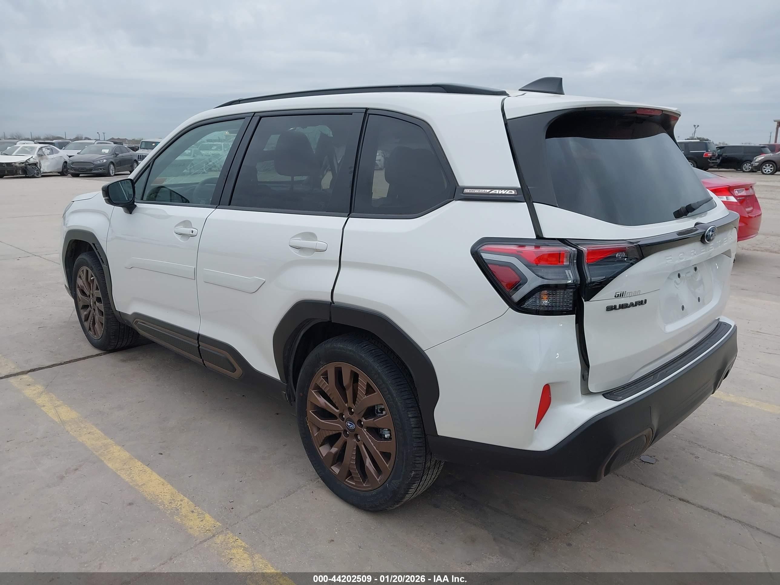 SUBARU FORESTER image 3