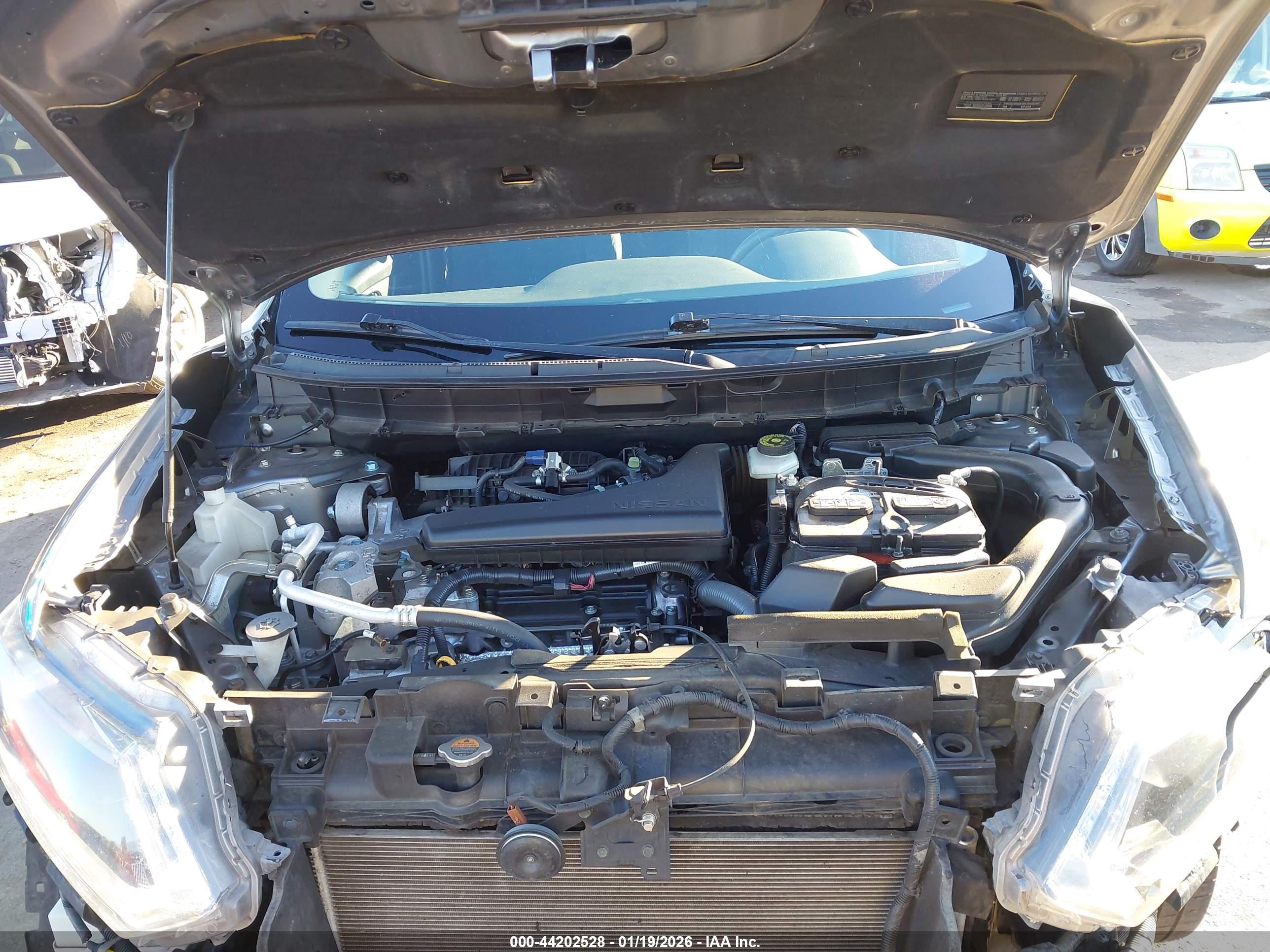 NISSAN ROGUE image 10