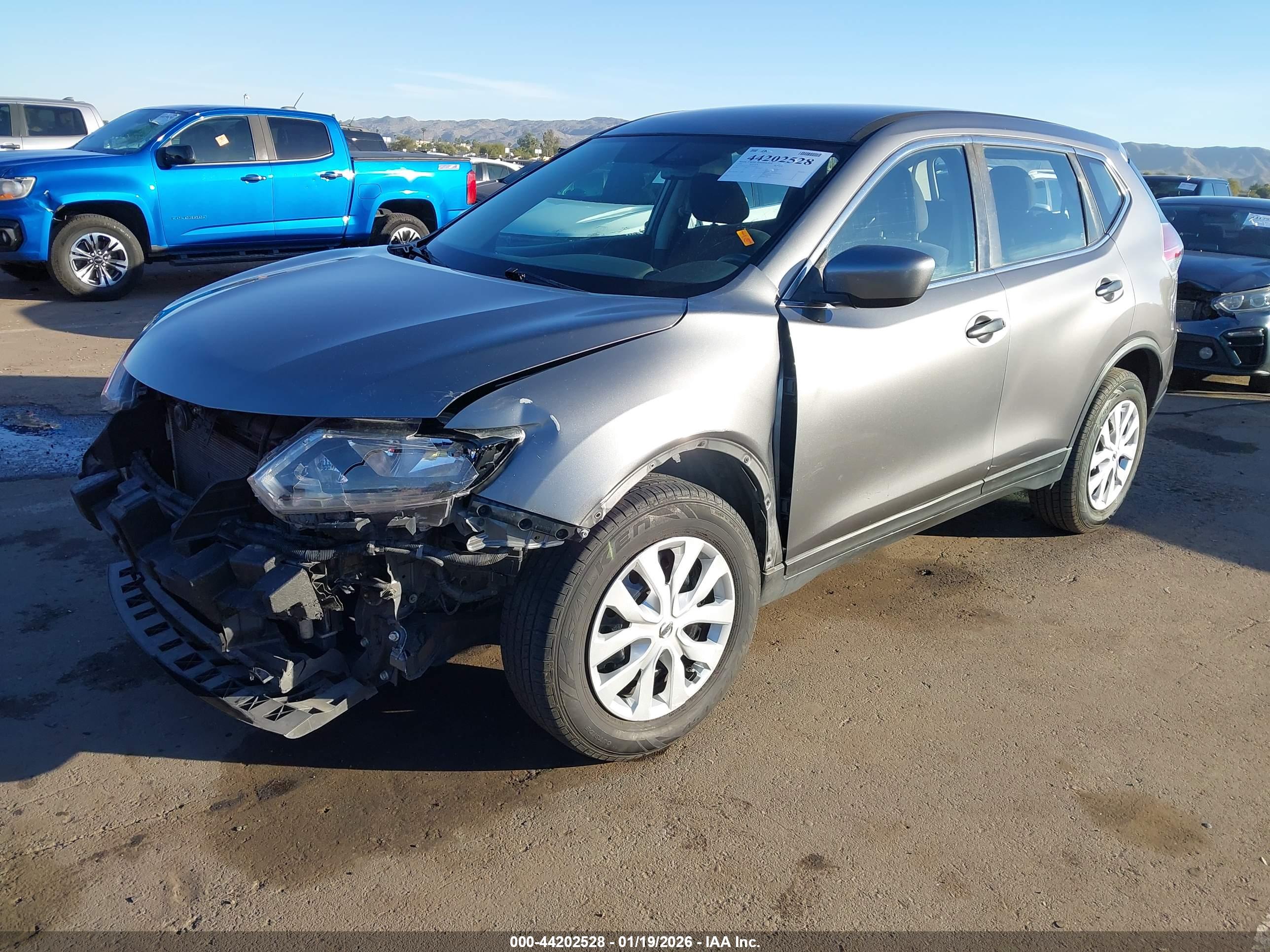NISSAN ROGUE image 2