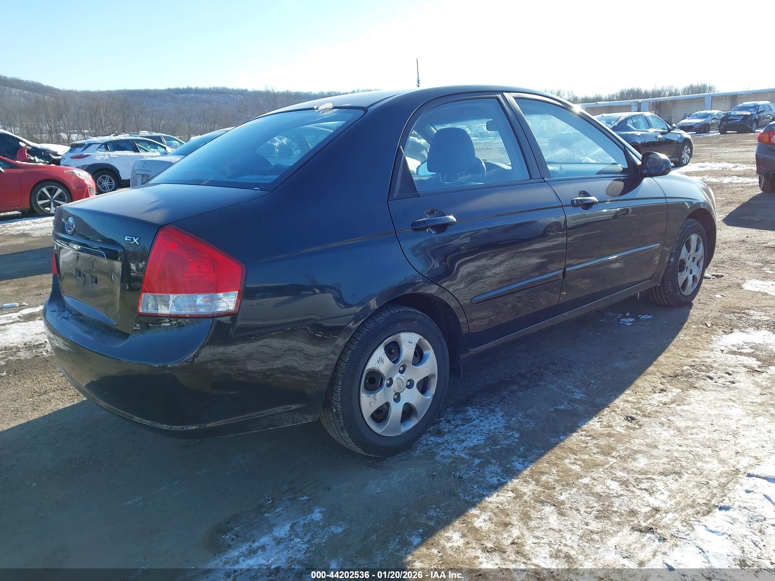 KIA SPECTRA image 4