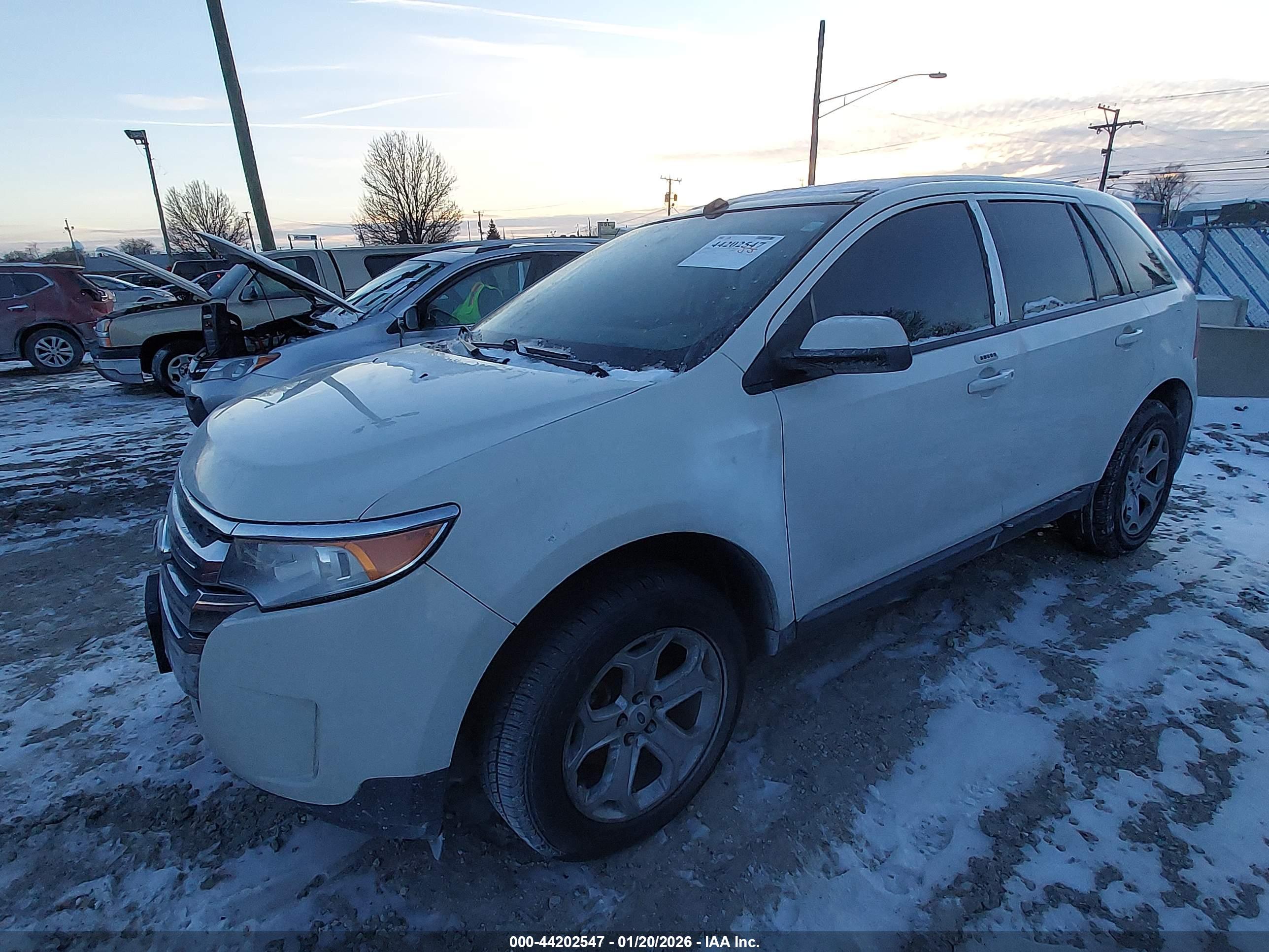 FORD EDGE image 2