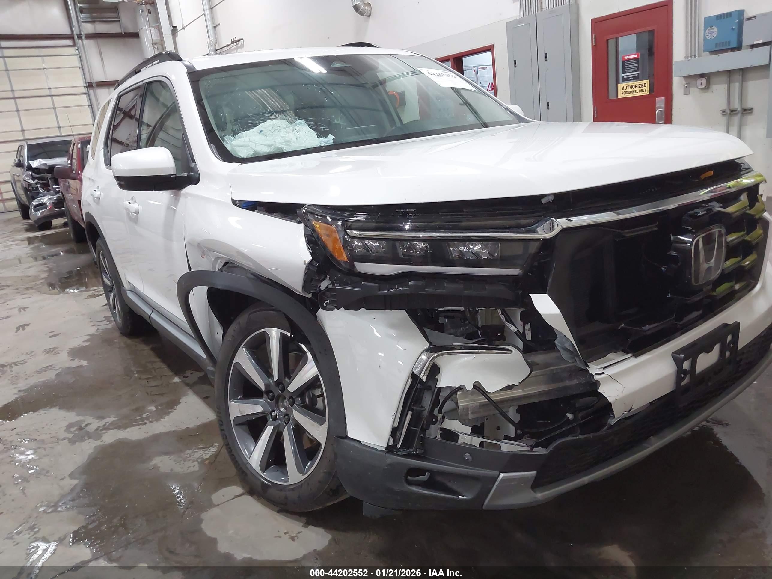 HONDA PILOT image 6