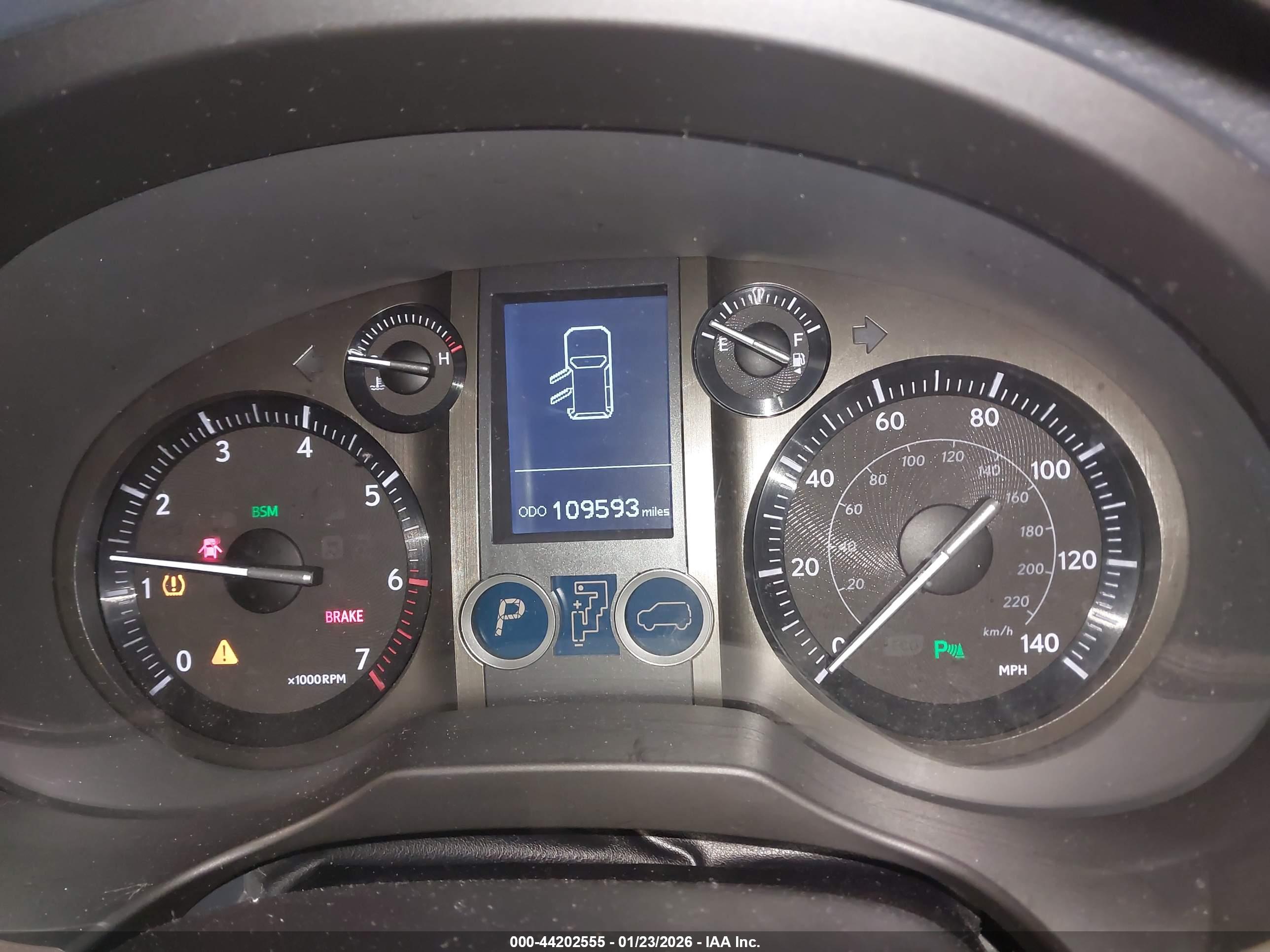 LEXUS GX image 7