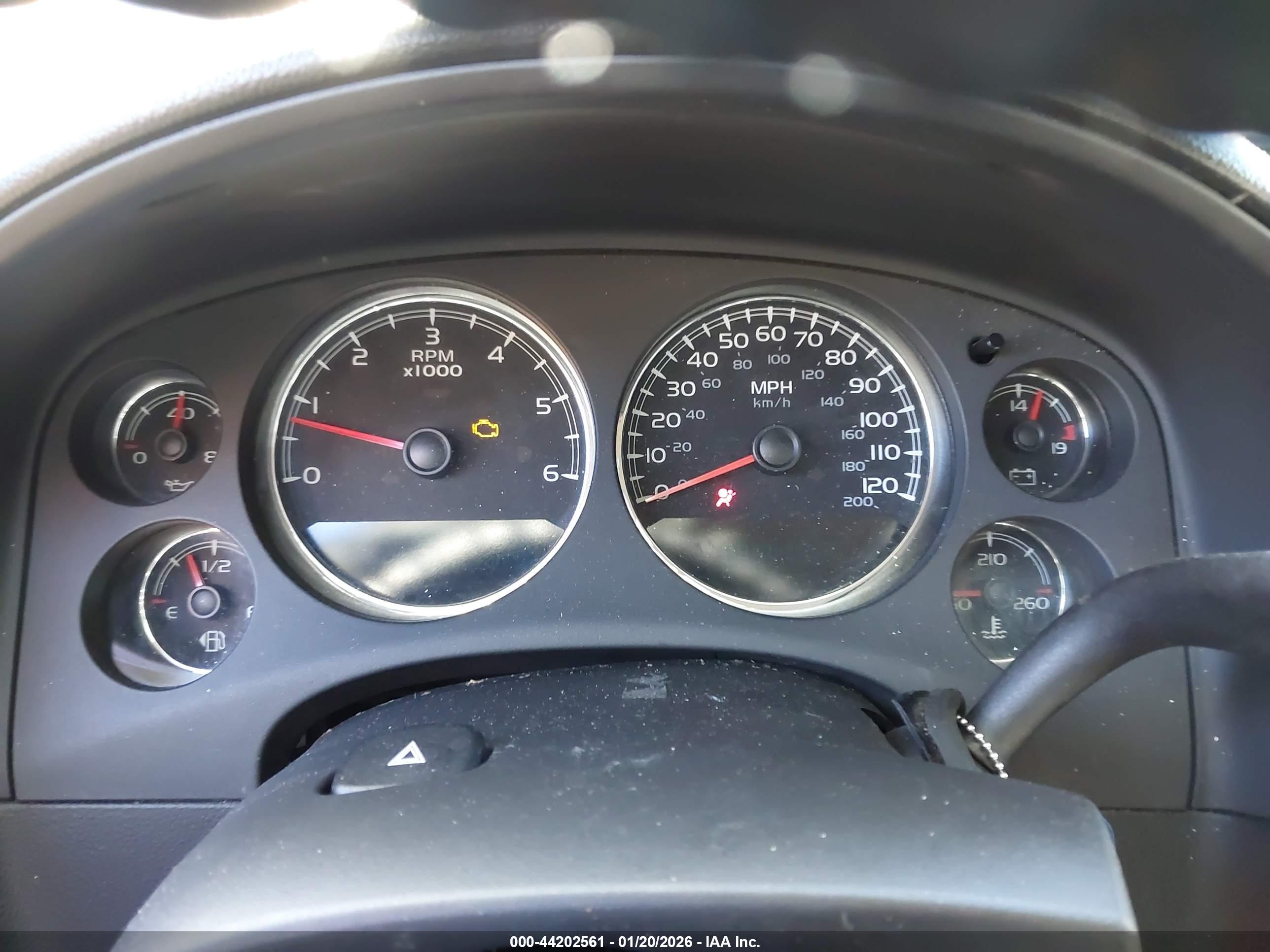 CHEVROLET TAHOE image 7