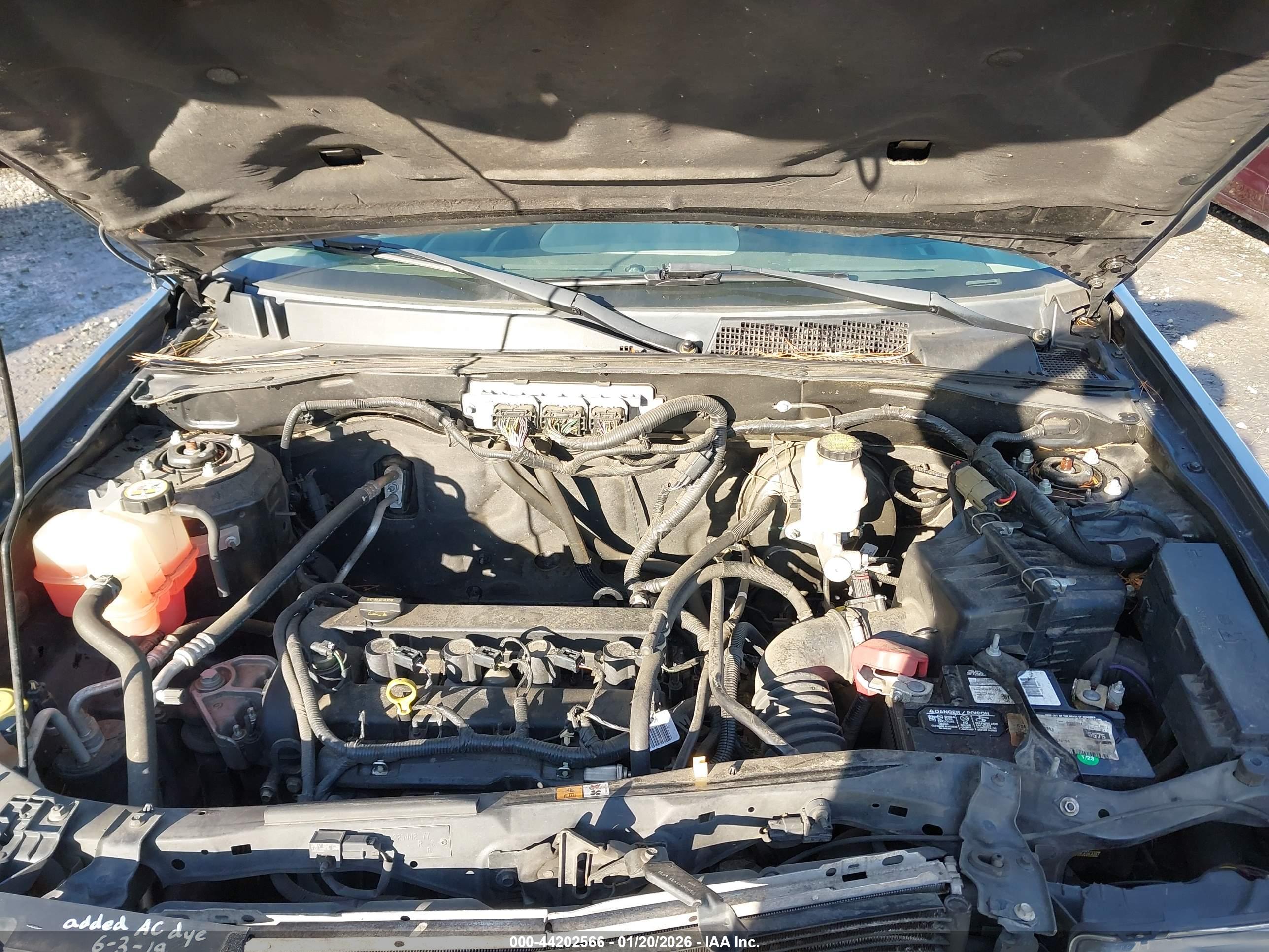 FORD ESCAPE image 10