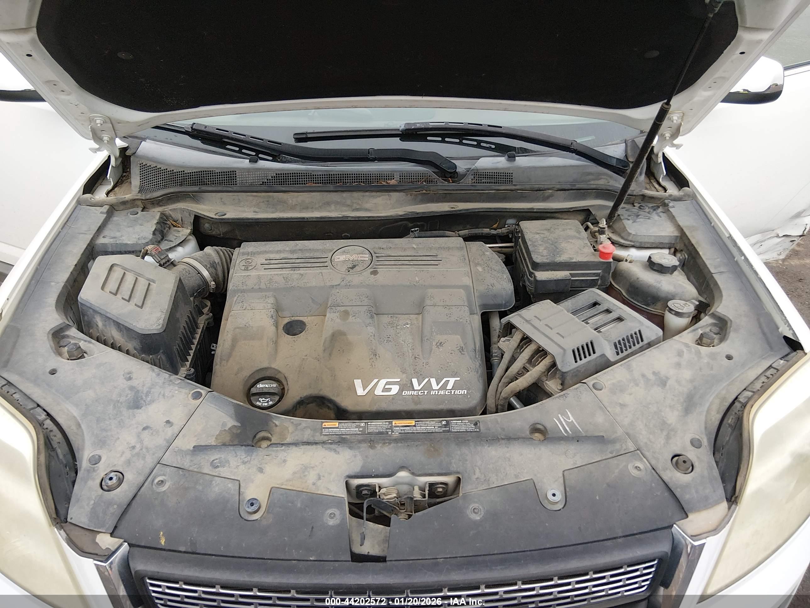 GMC TERRAIN image 10