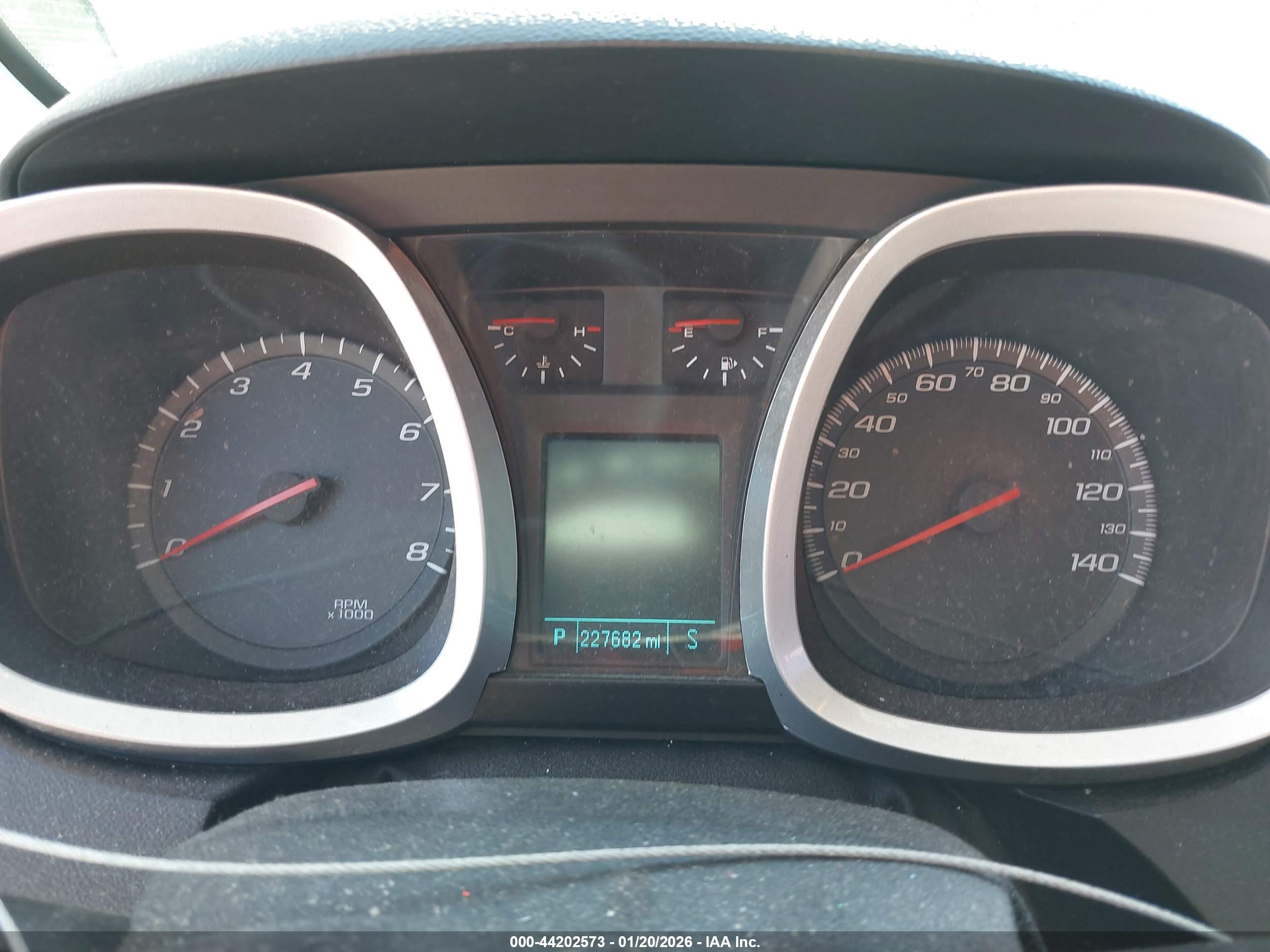 CHEVROLET EQUINOX image 7