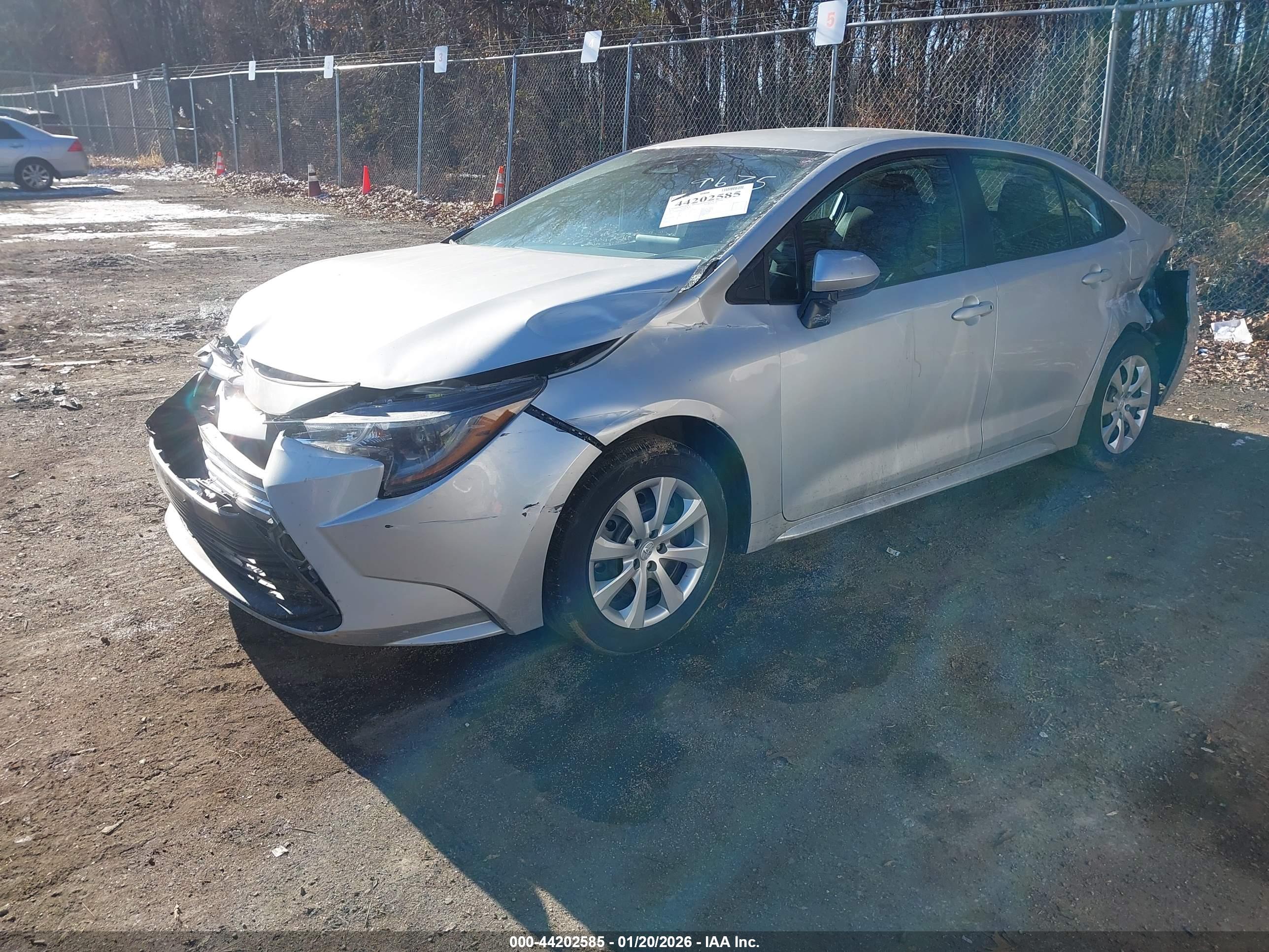 TOYOTA COROLLA image 2