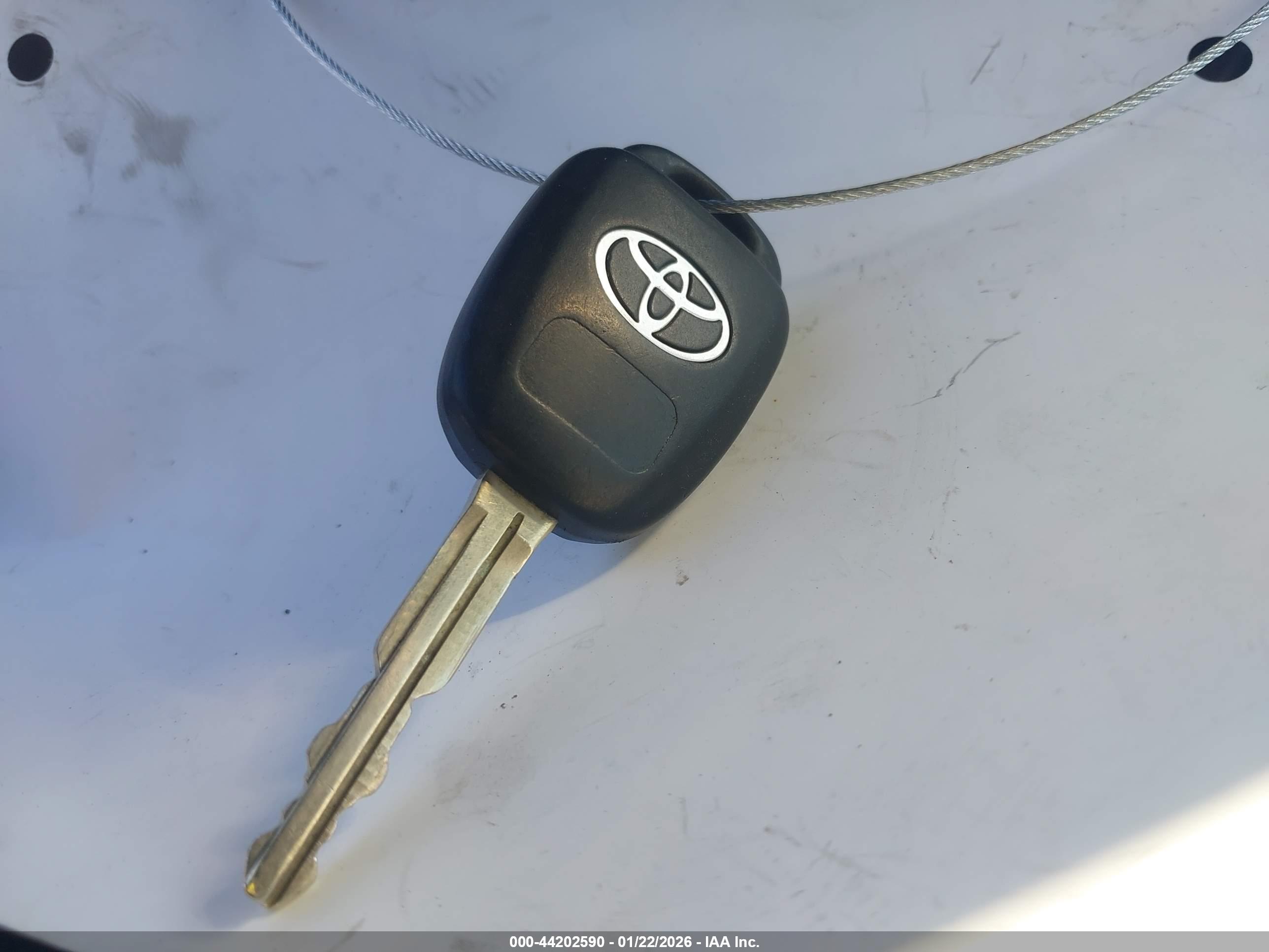 TOYOTA CAMRY image 11