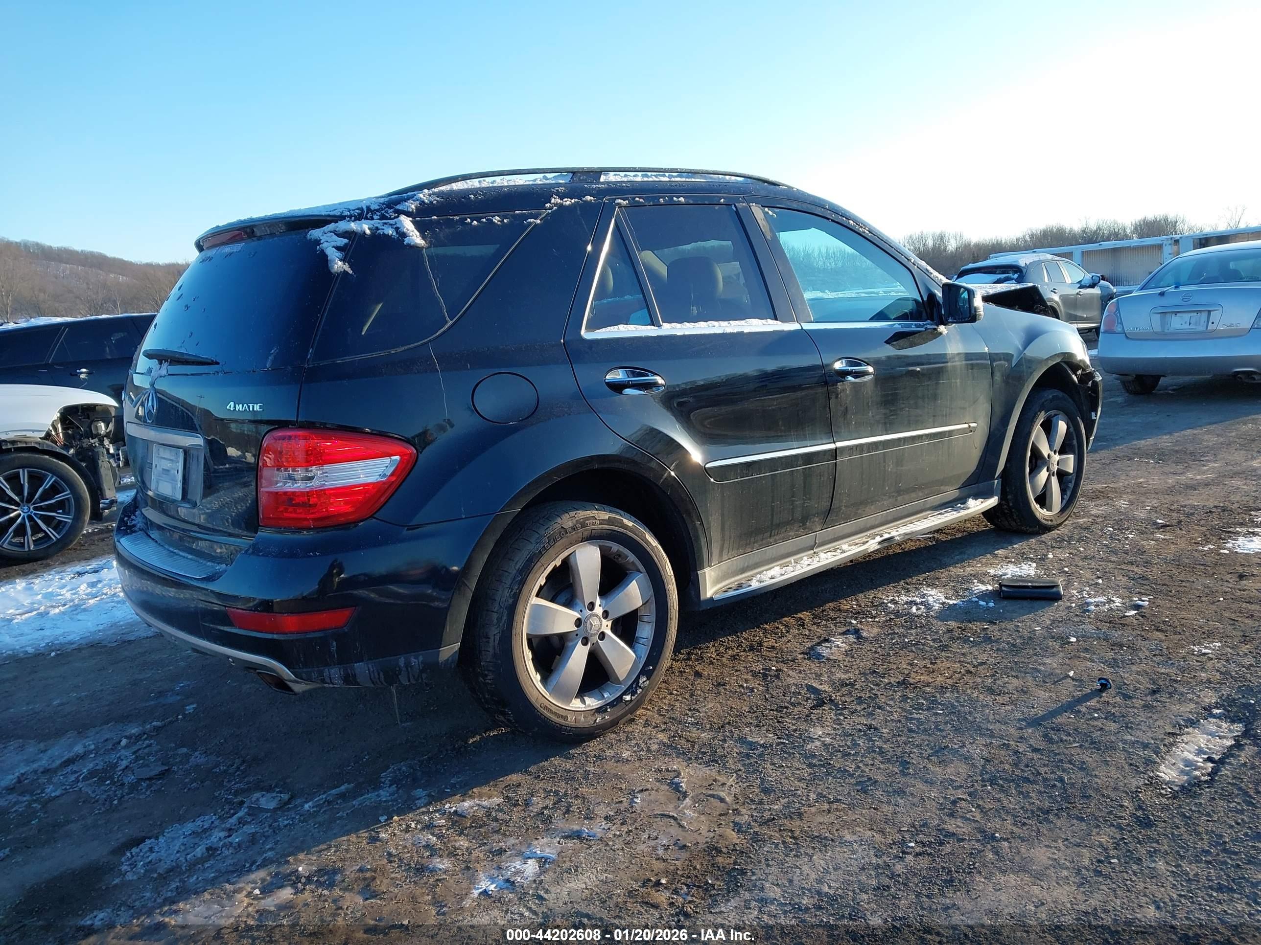 MERCEDES-BENZ ML image 4