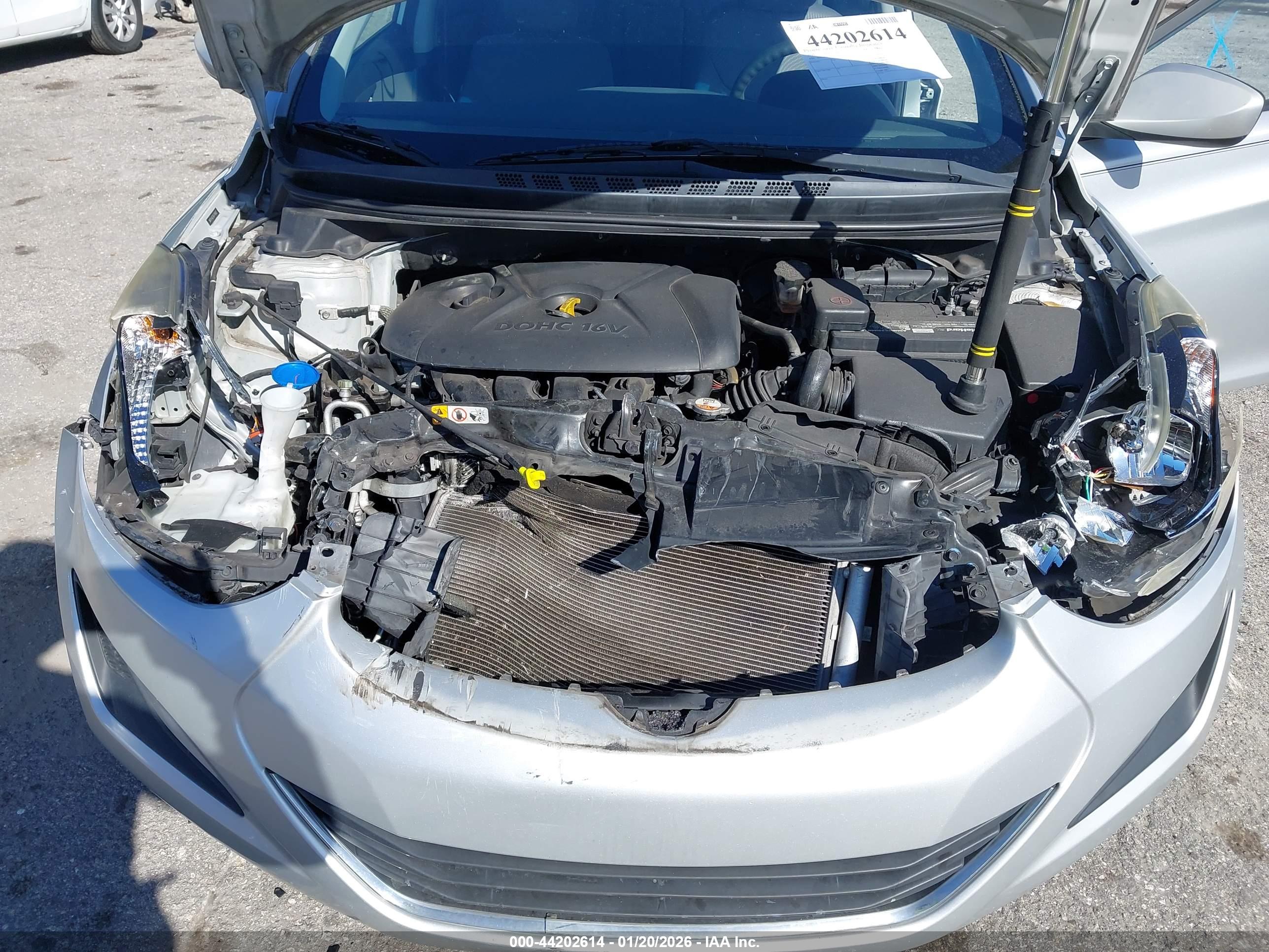 HYUNDAI ELANTRA image 10