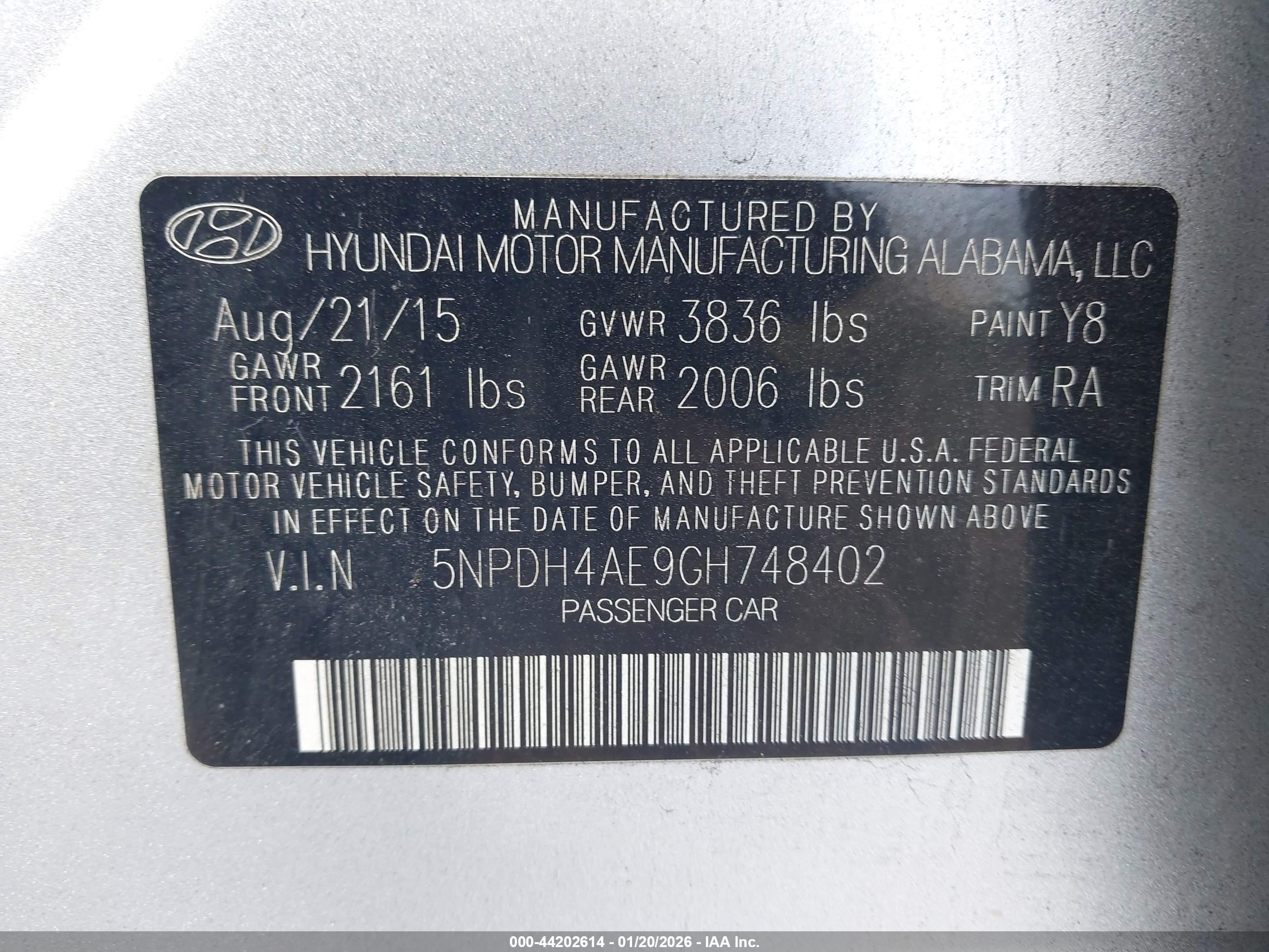 HYUNDAI ELANTRA image 9