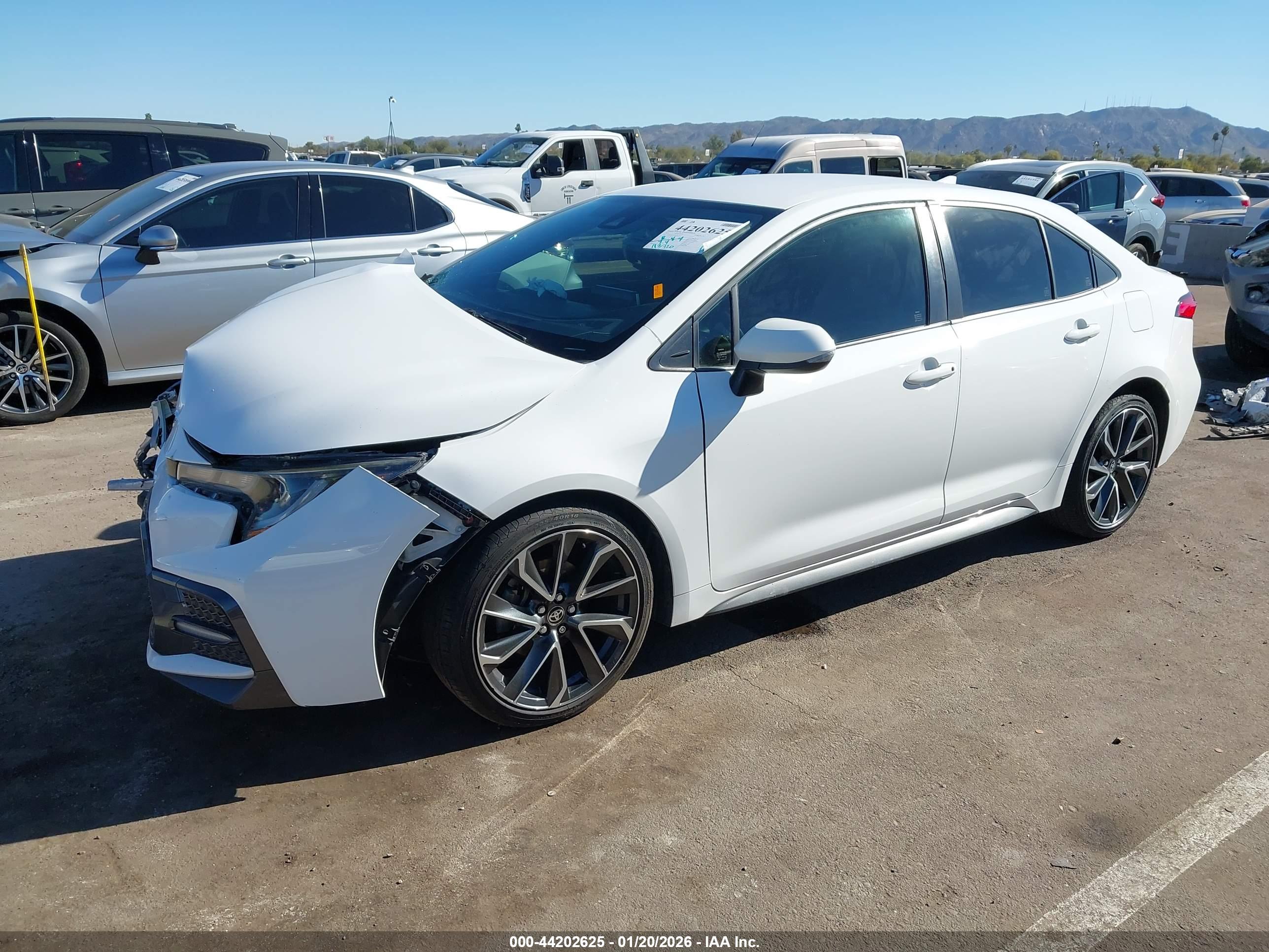 TOYOTA COROLLA image 2