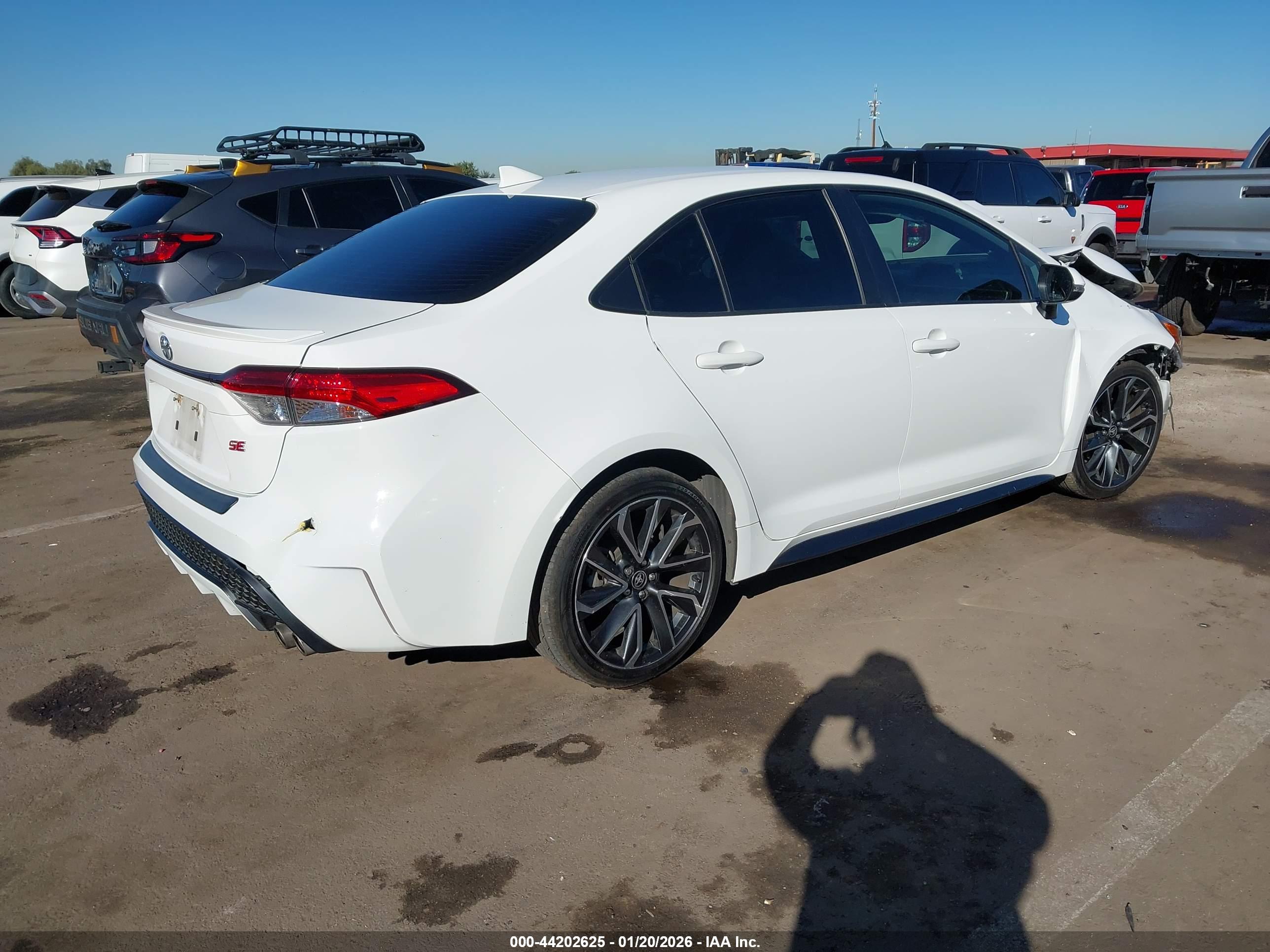 TOYOTA COROLLA image 4
