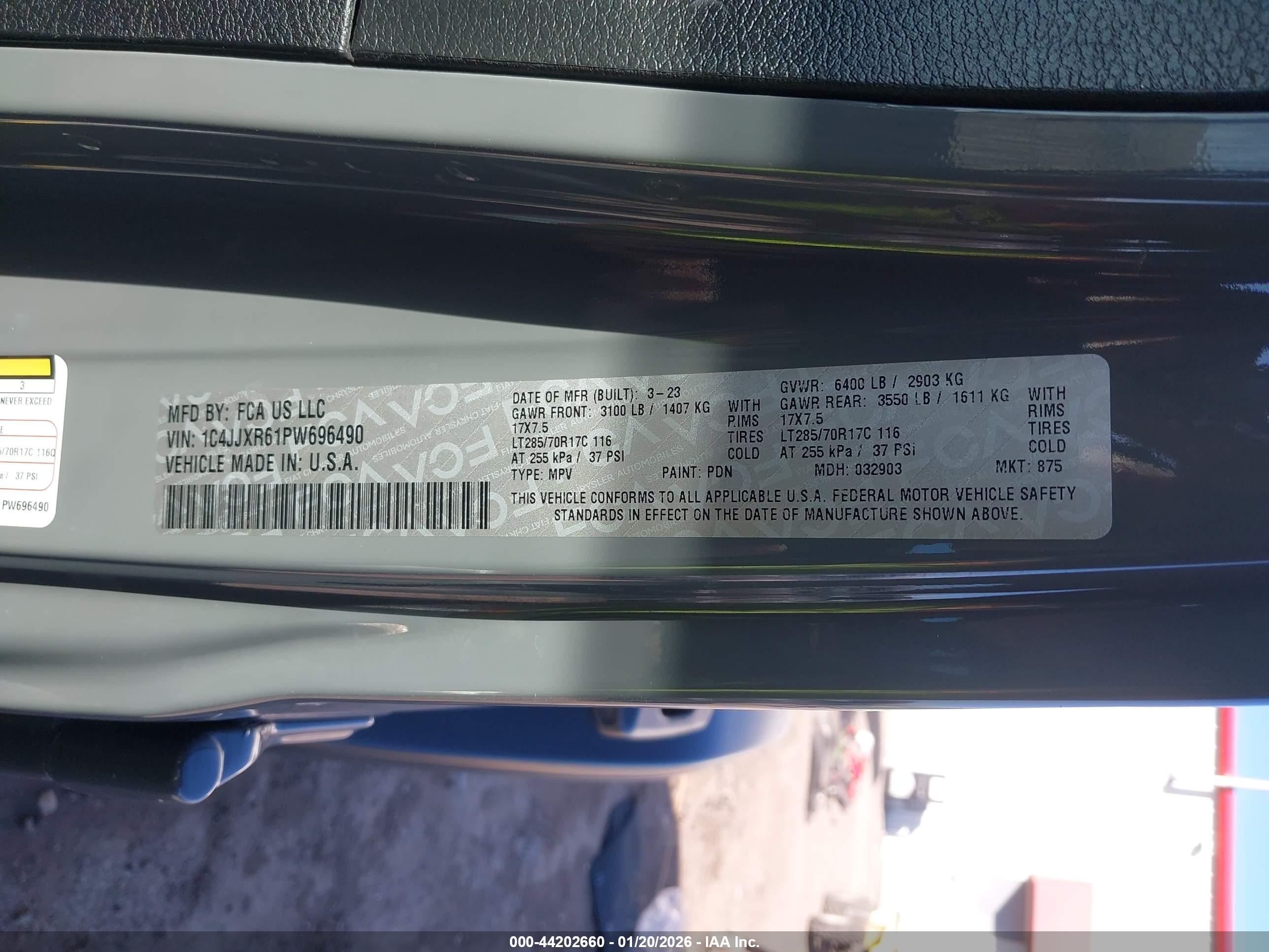 JEEP WRANGLER image 9
