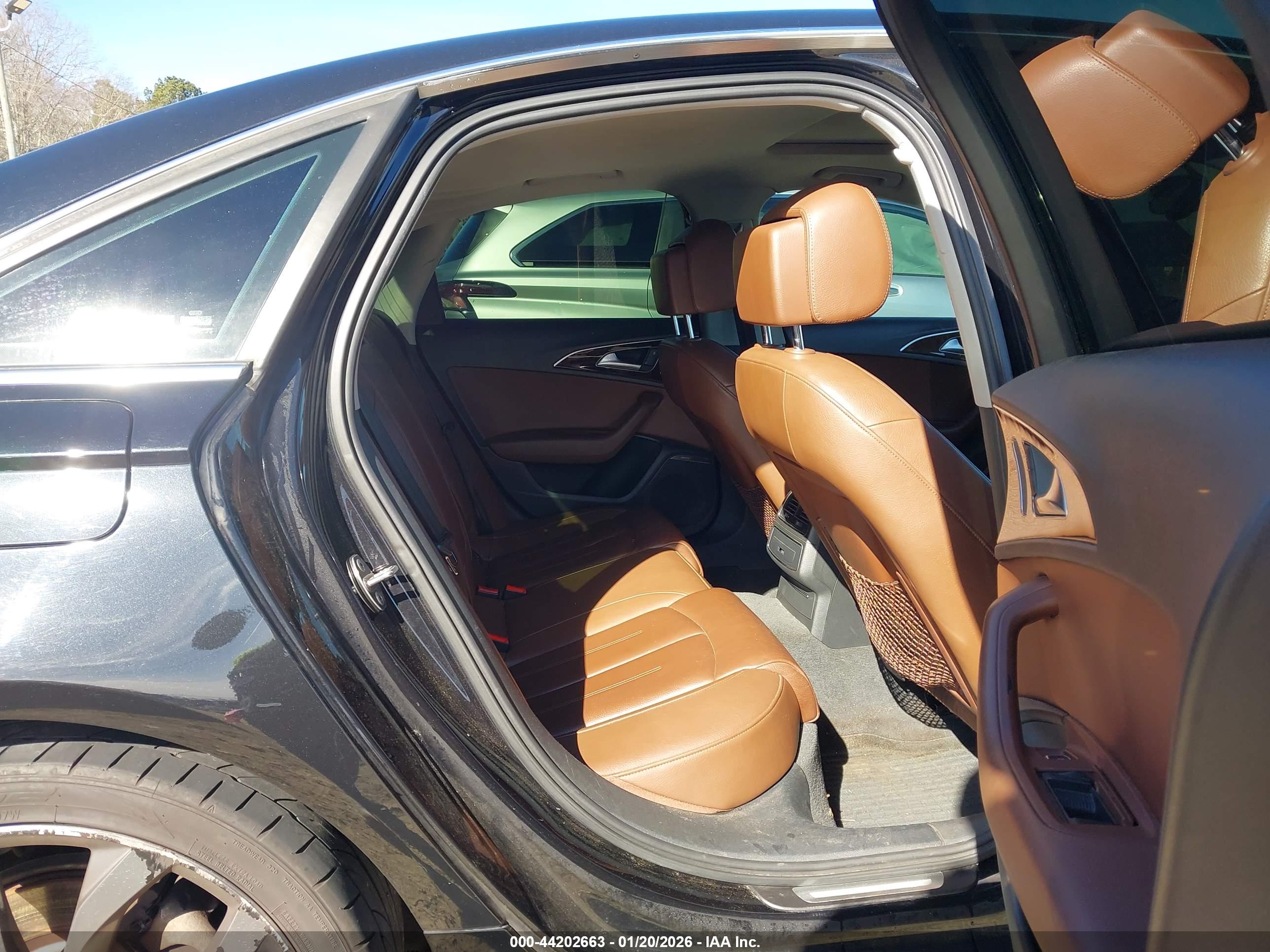 AUDI A6 image 8