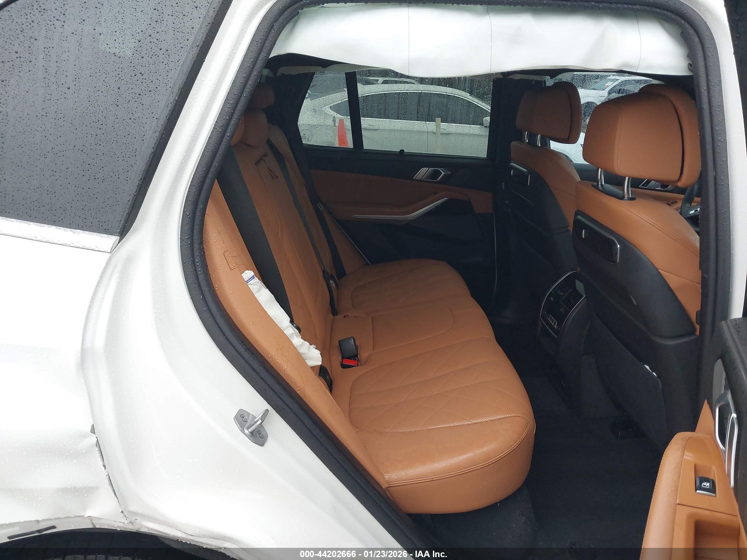BMW X5 image 8