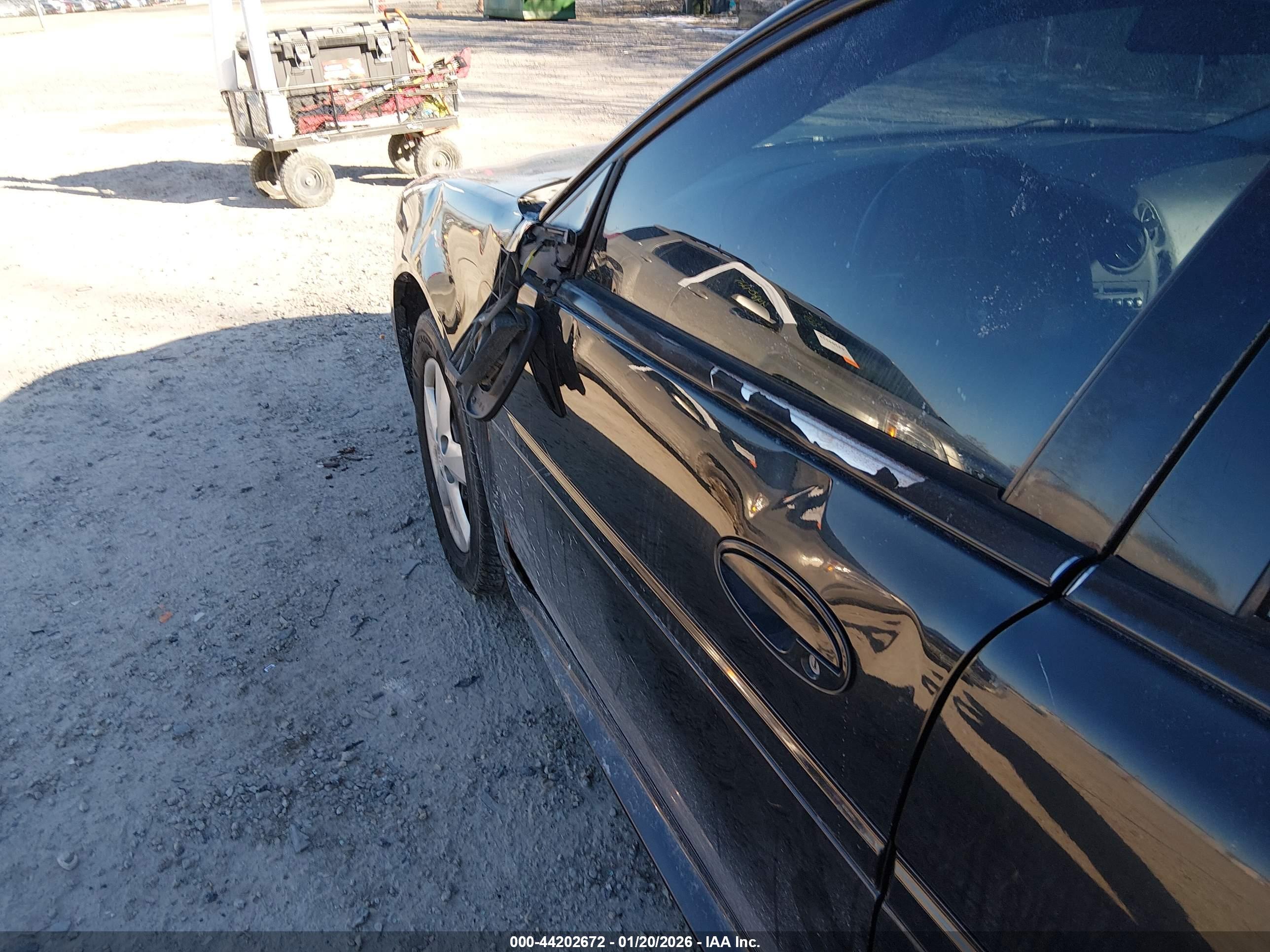 PONTIAC GRAND image 6
