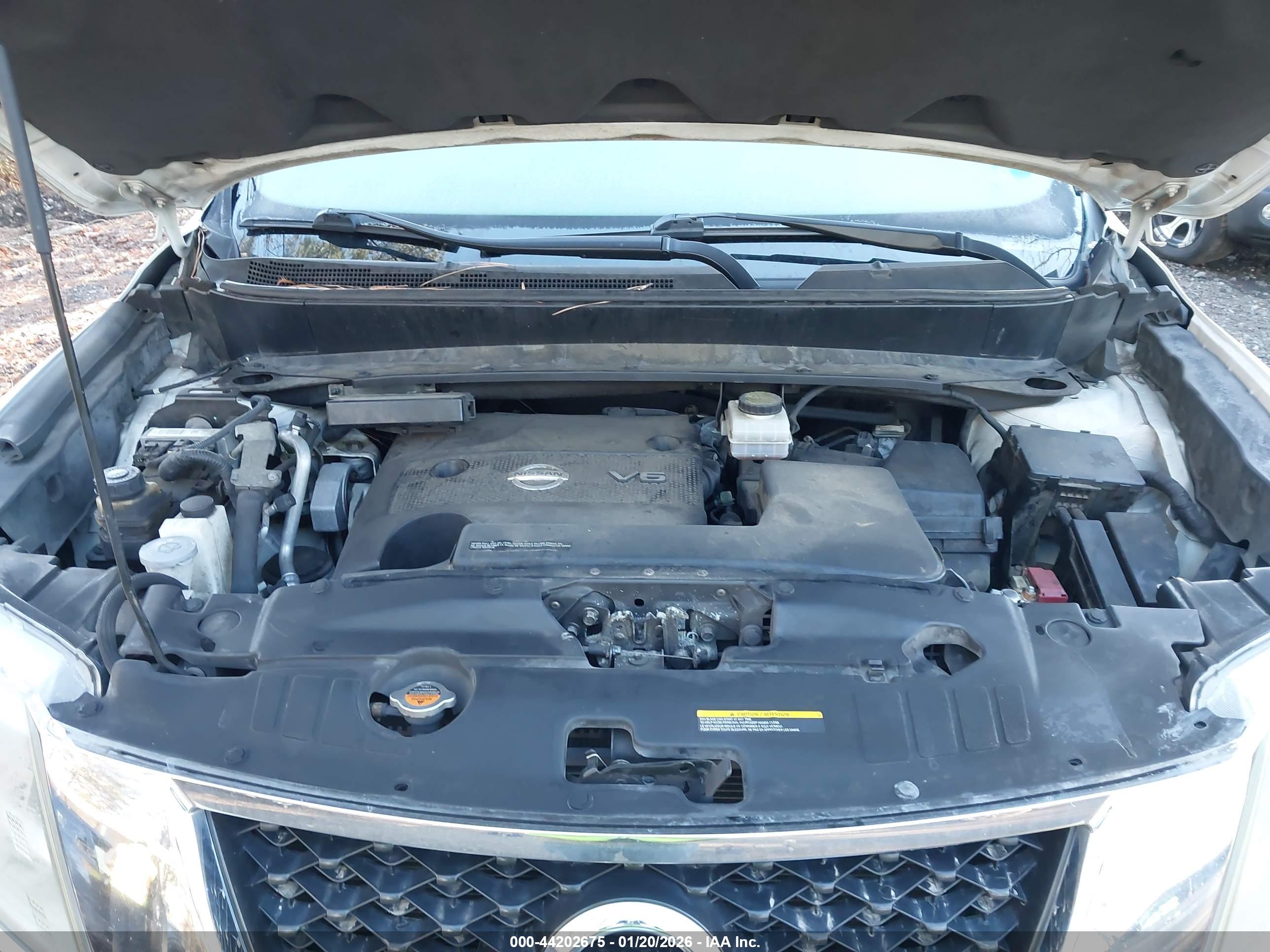 NISSAN PATHFINDER image 10