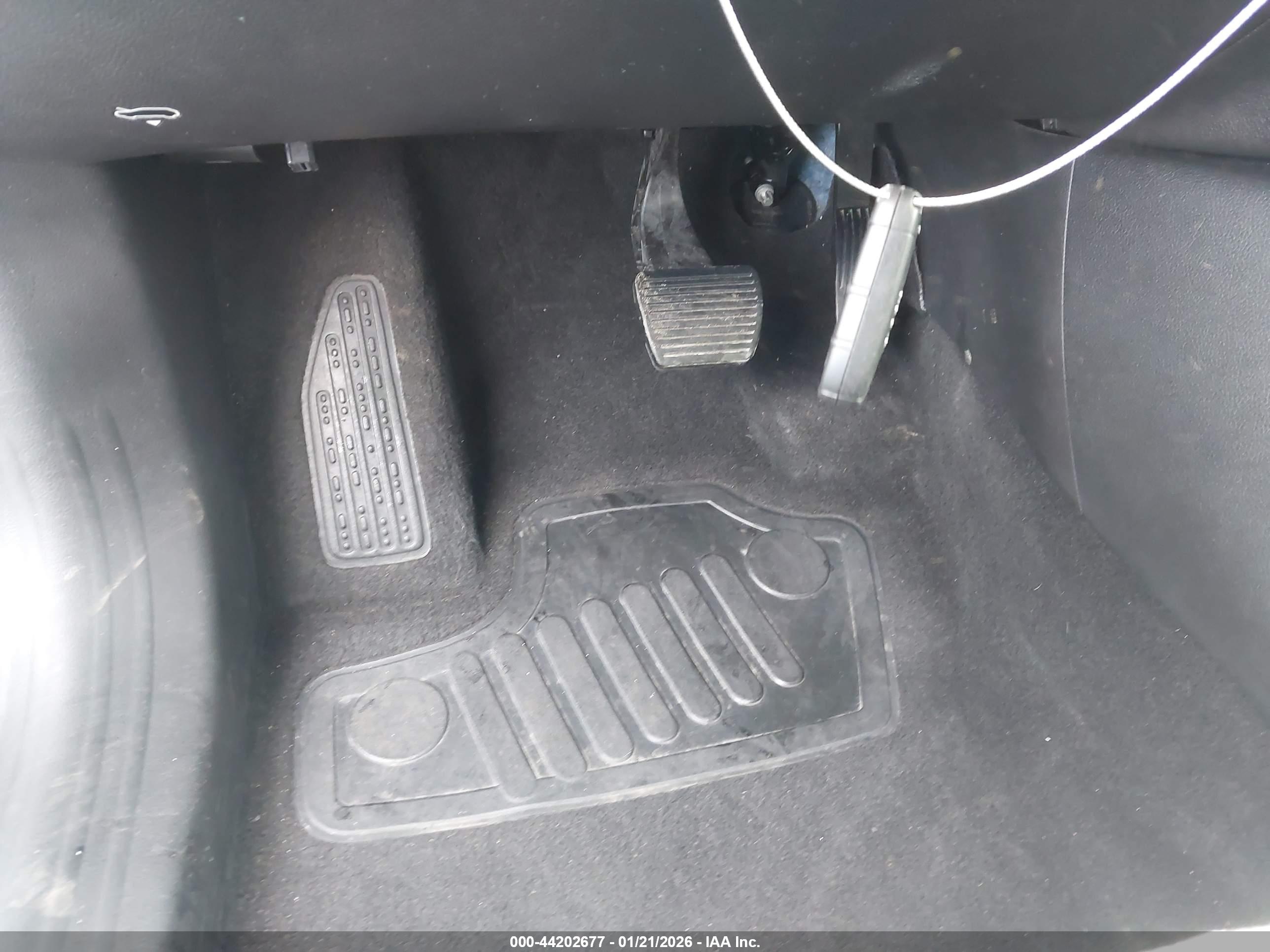 JEEP COMPASS image 11