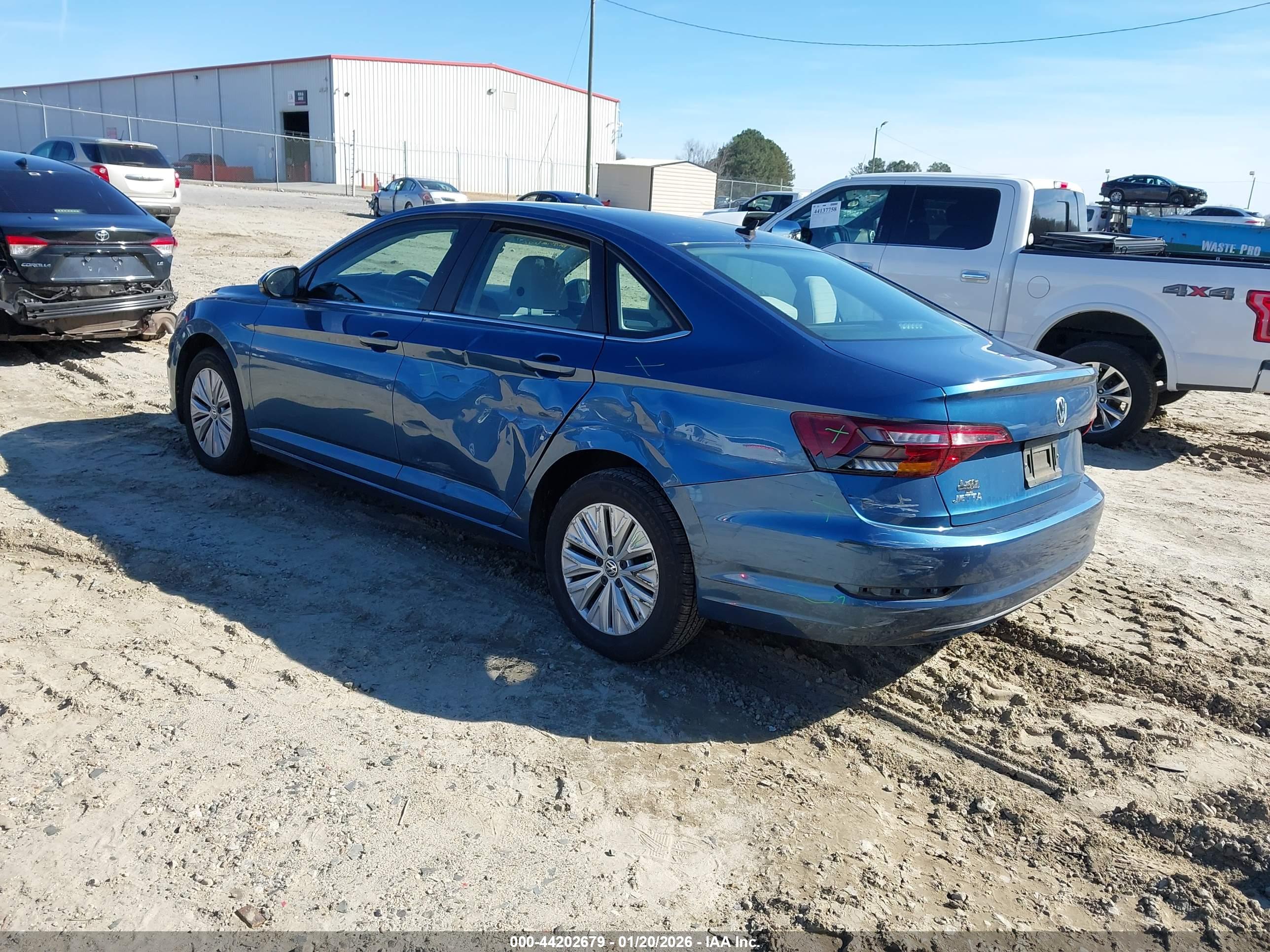 VOLKSWAGEN JETTA image 3