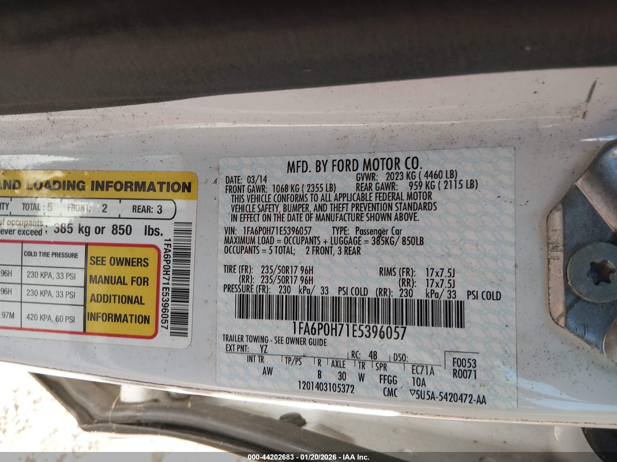 FORD FUSION image 9