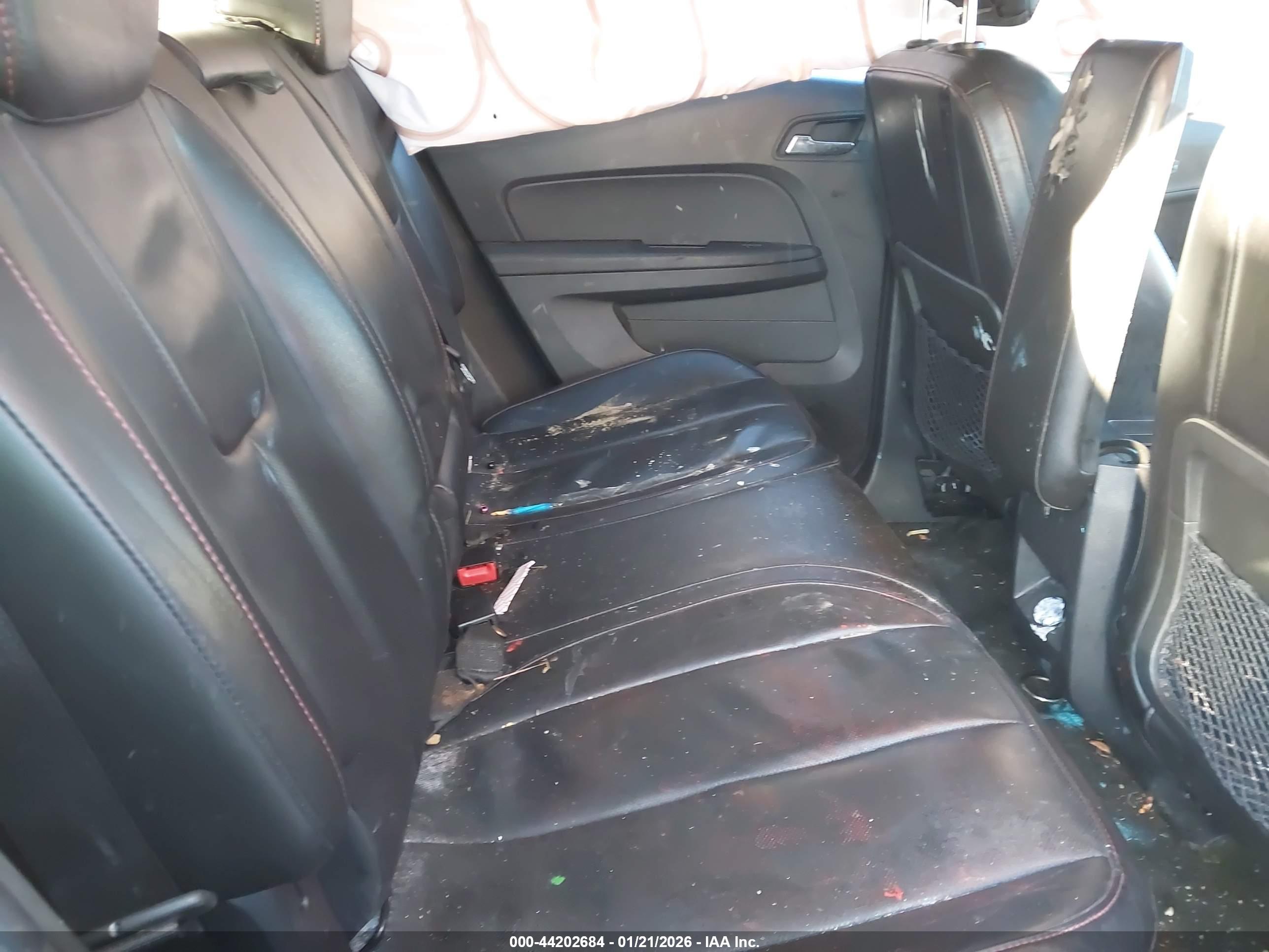 CHEVROLET EQUINOX image 8