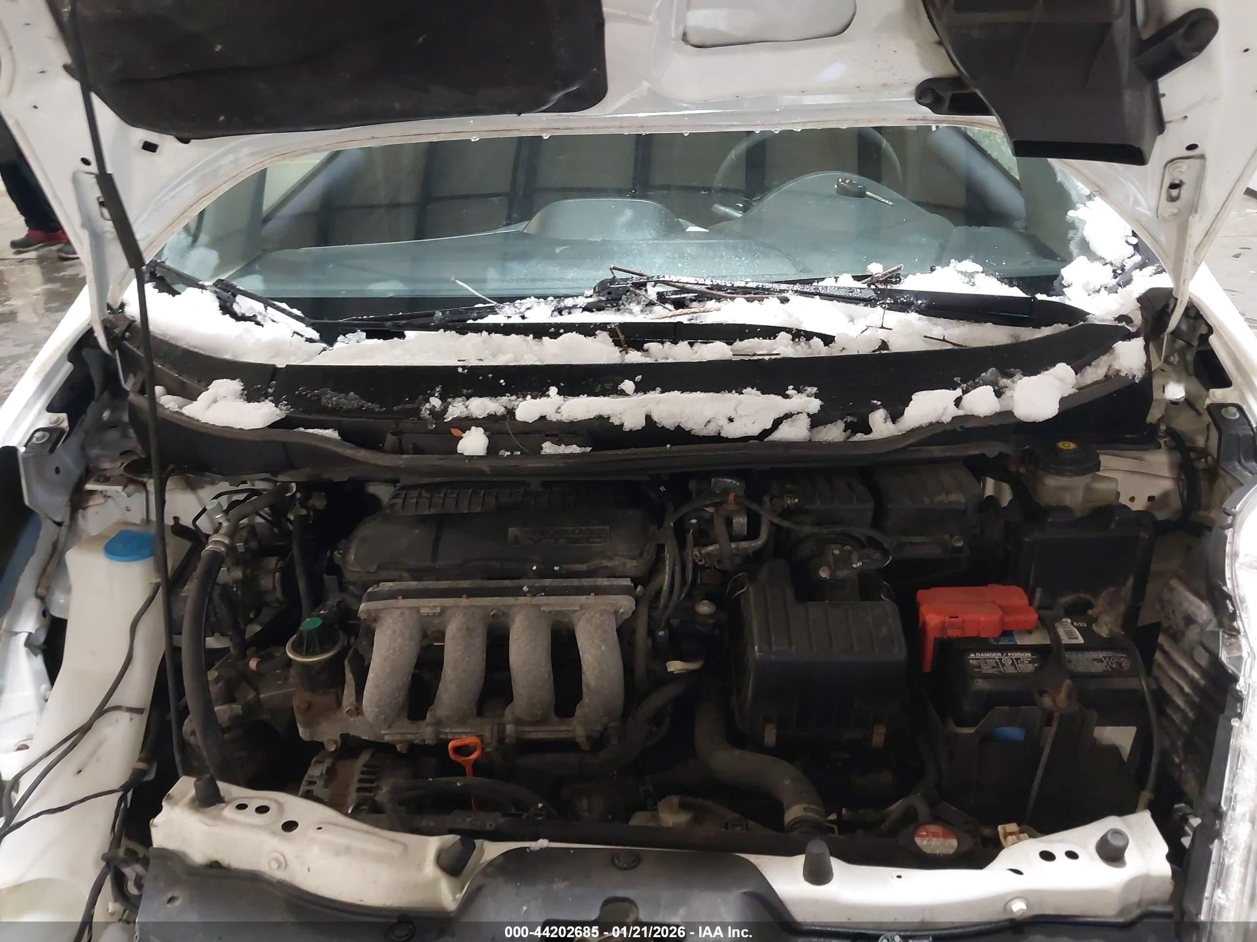 HONDA FIT image 10