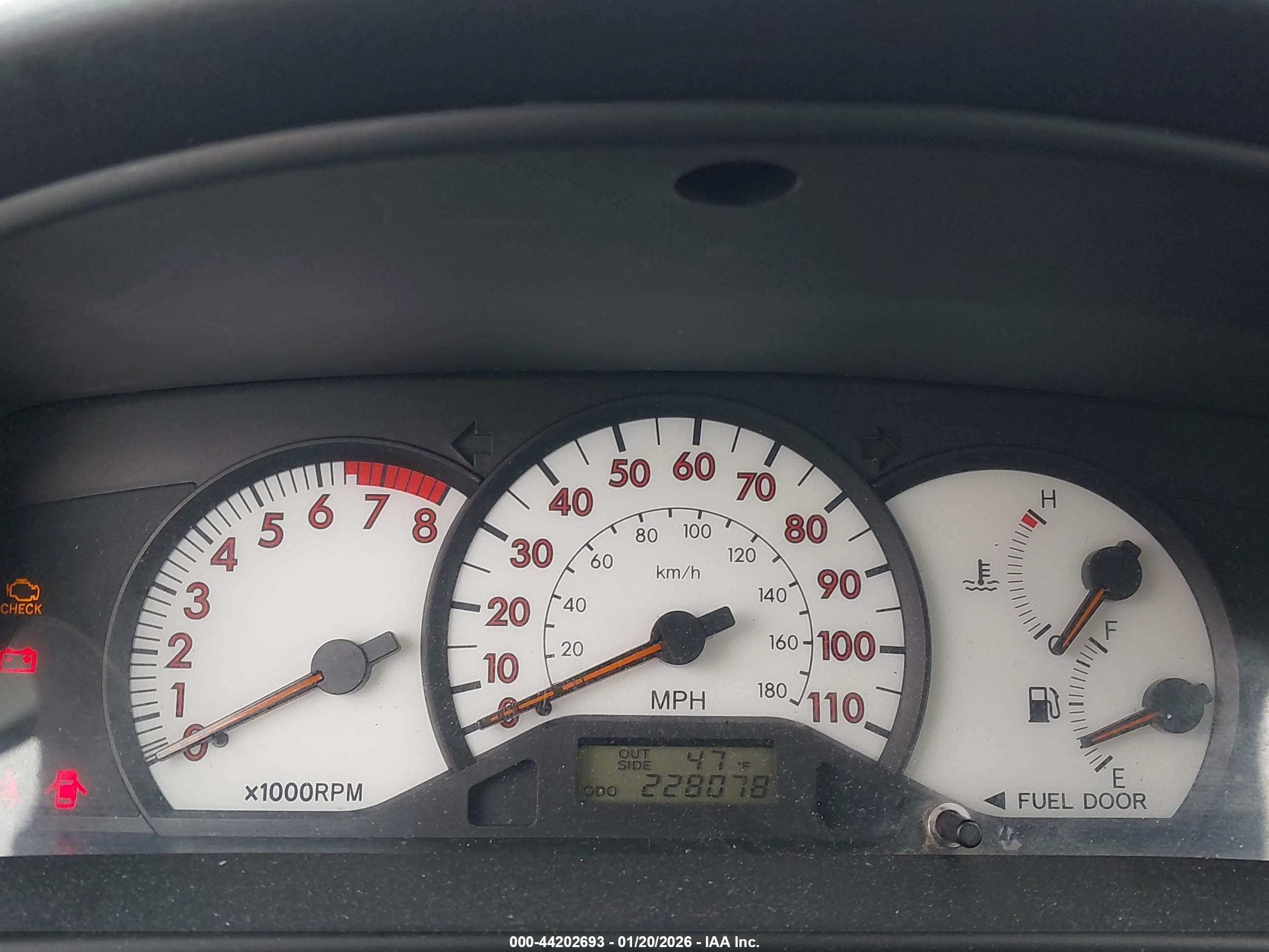 TOYOTA COROLLA image 7